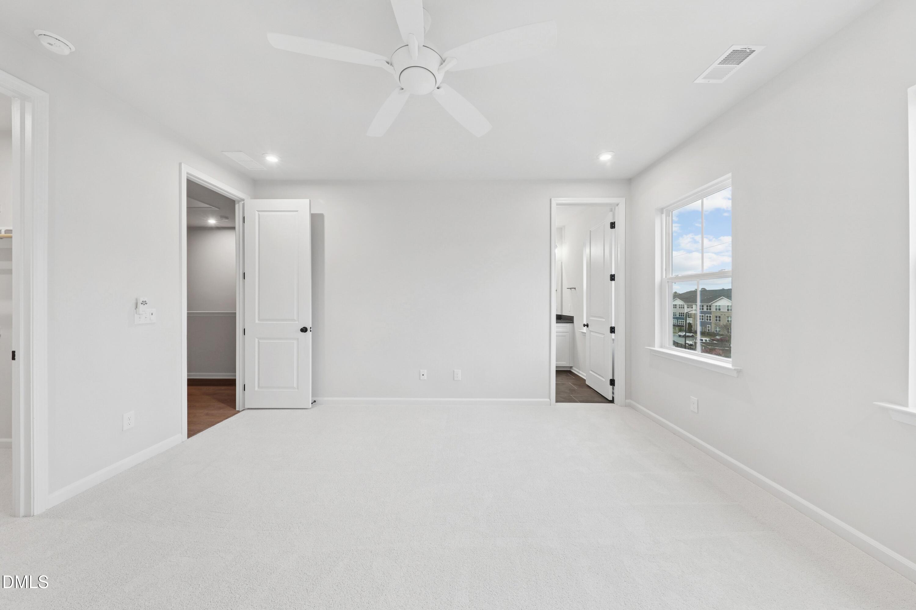 702 Hyperion Alley Property Photo 10
