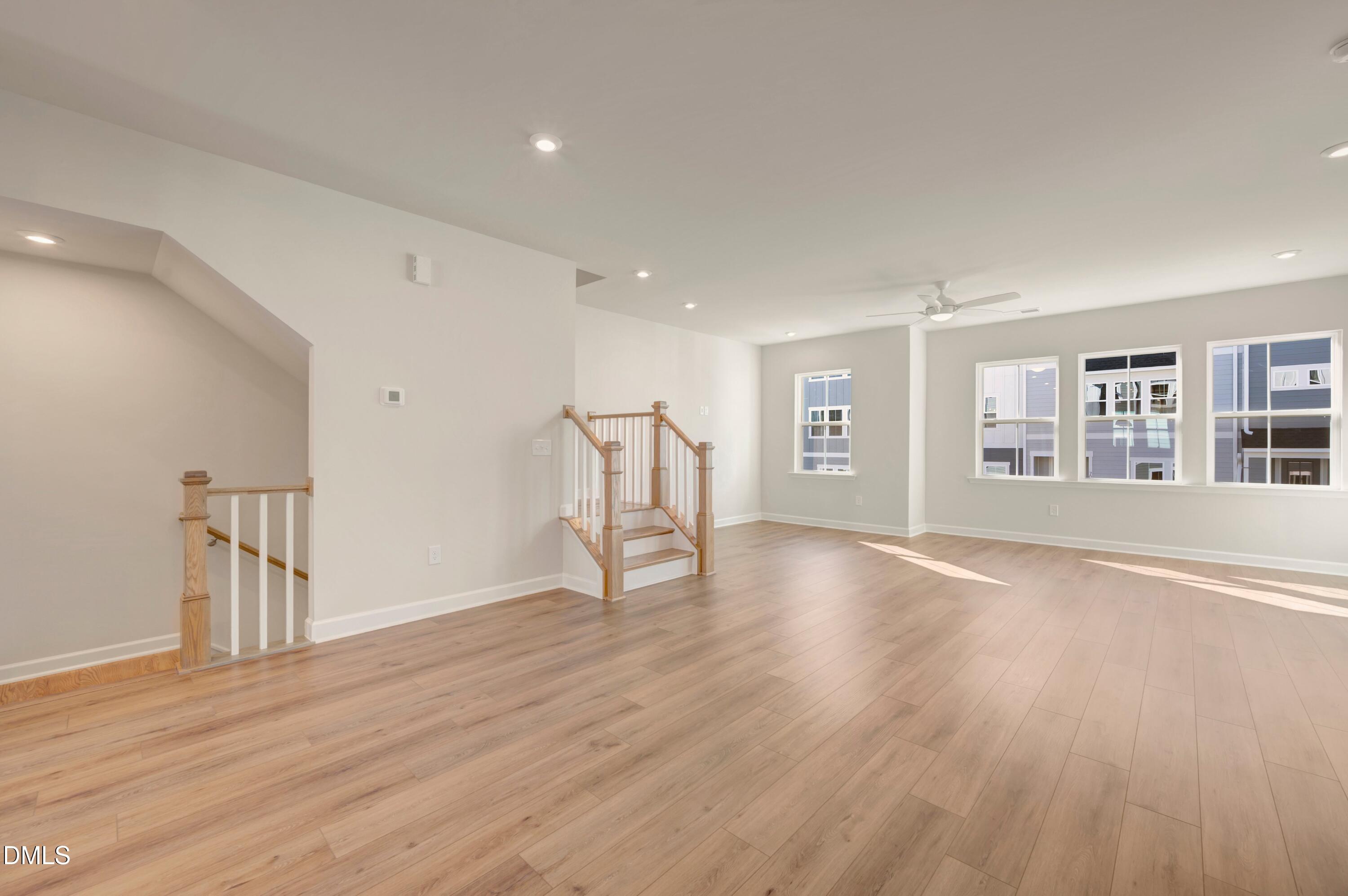 702 Hyperion Alley Property Photo 15