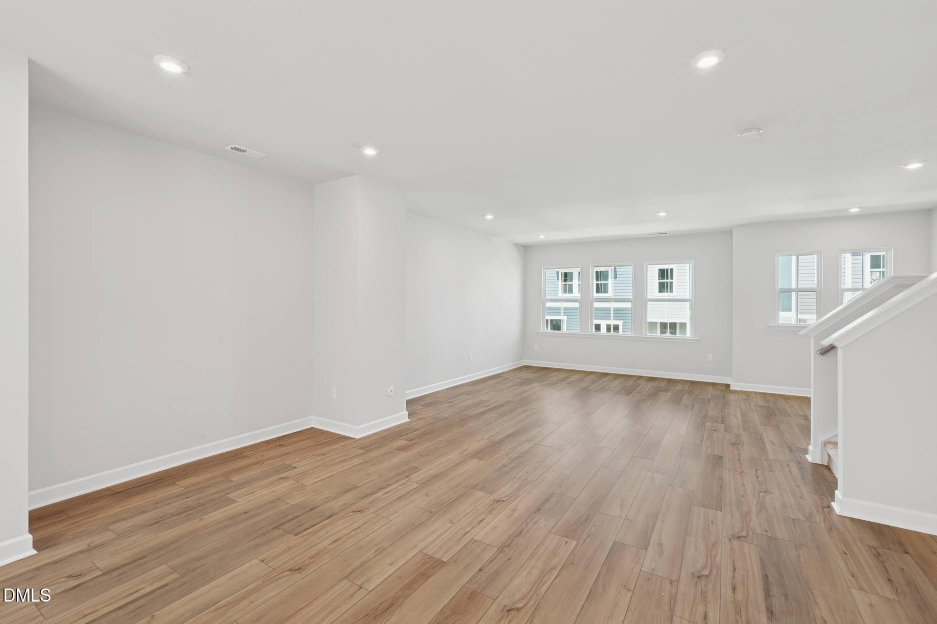 702 Hyperion Alley Property Photo 19