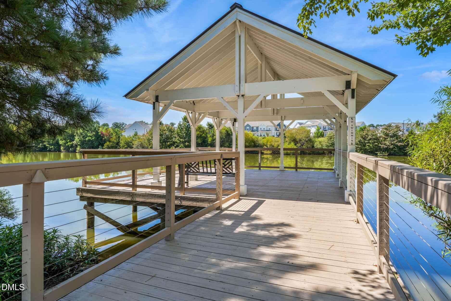 702 Hyperion Alley Property Photo 21