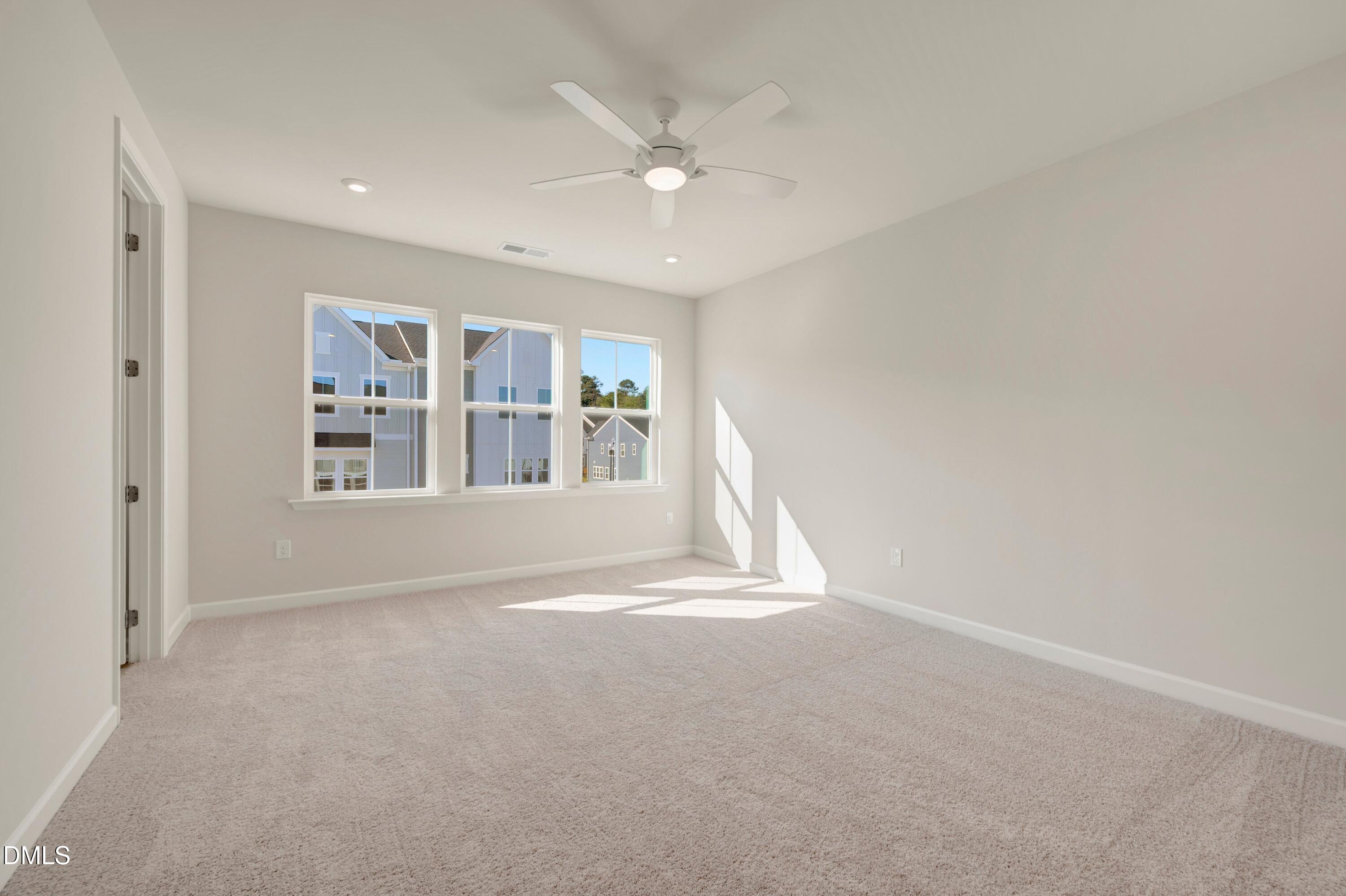 702 Hyperion Alley Property Photo 23