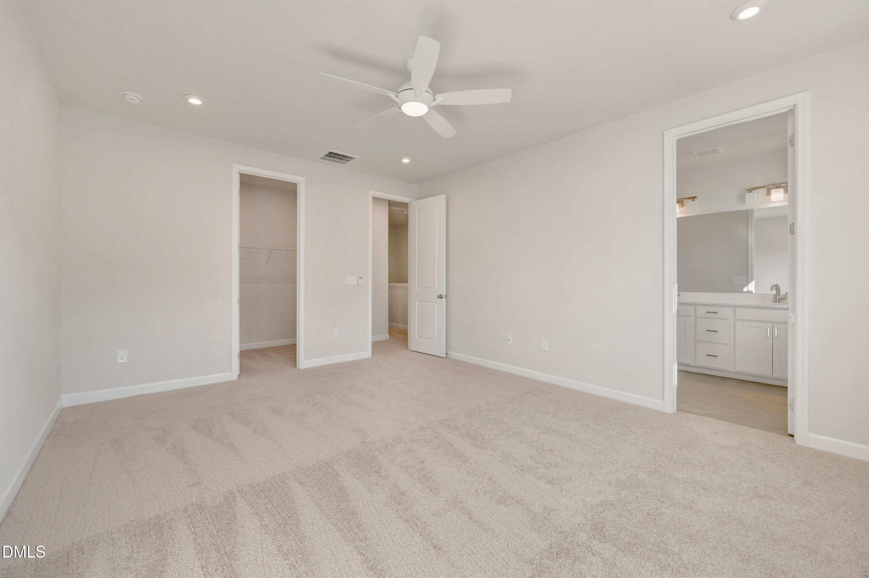 702 Hyperion Alley Property Photo 25