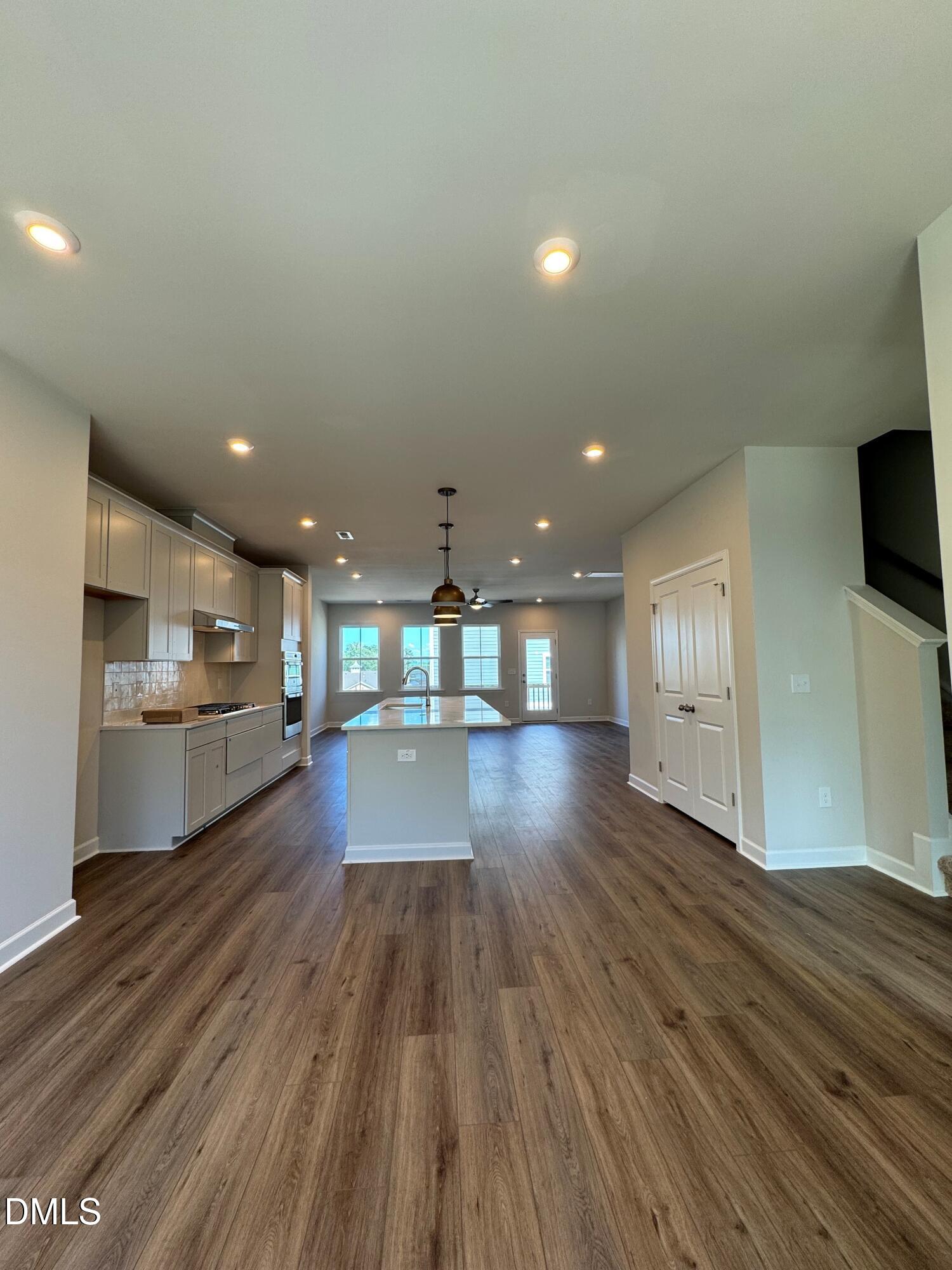 708 Hyperion Alley Property Photo 3