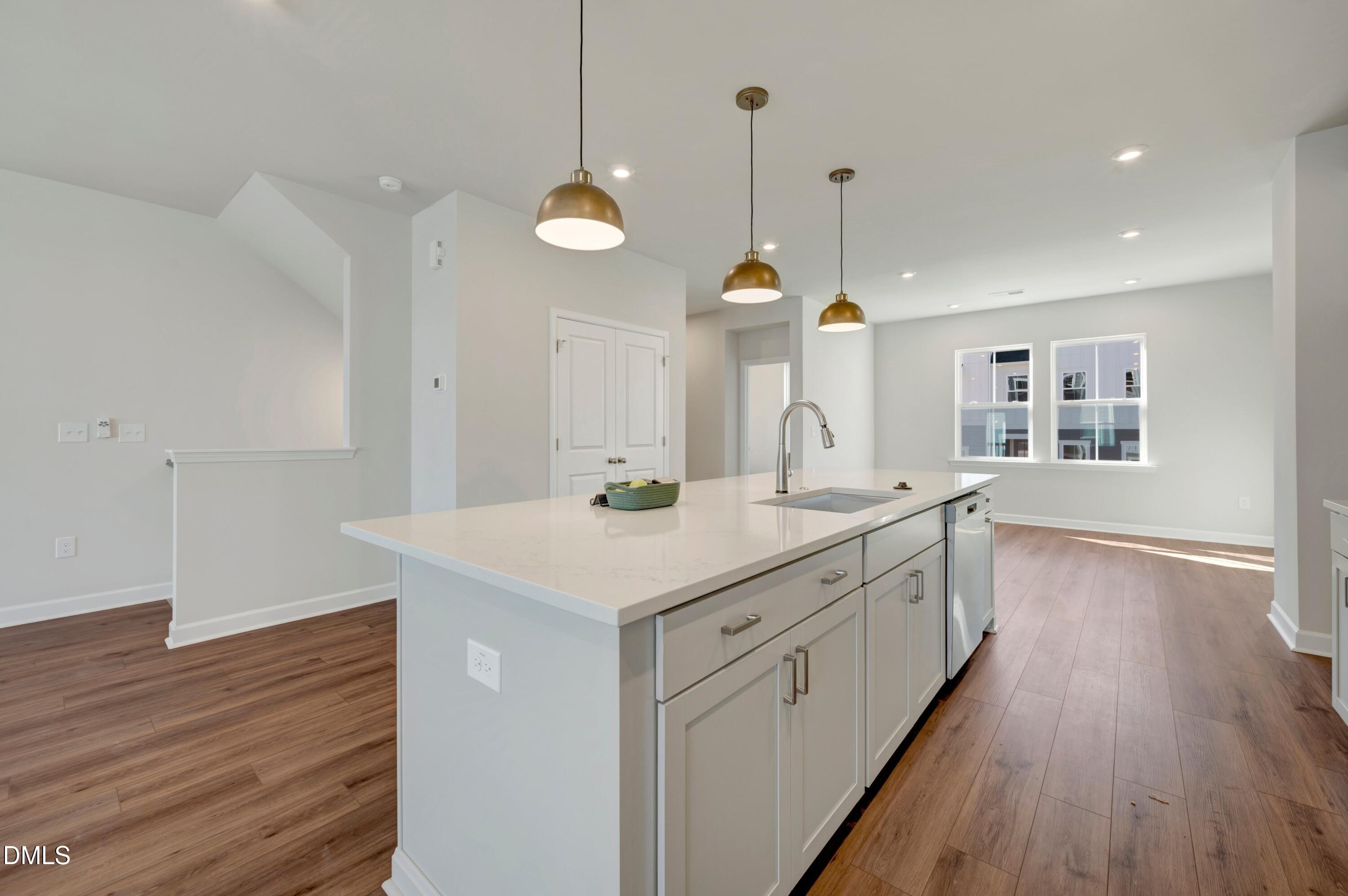 708 Hyperion Alley Property Photo 12