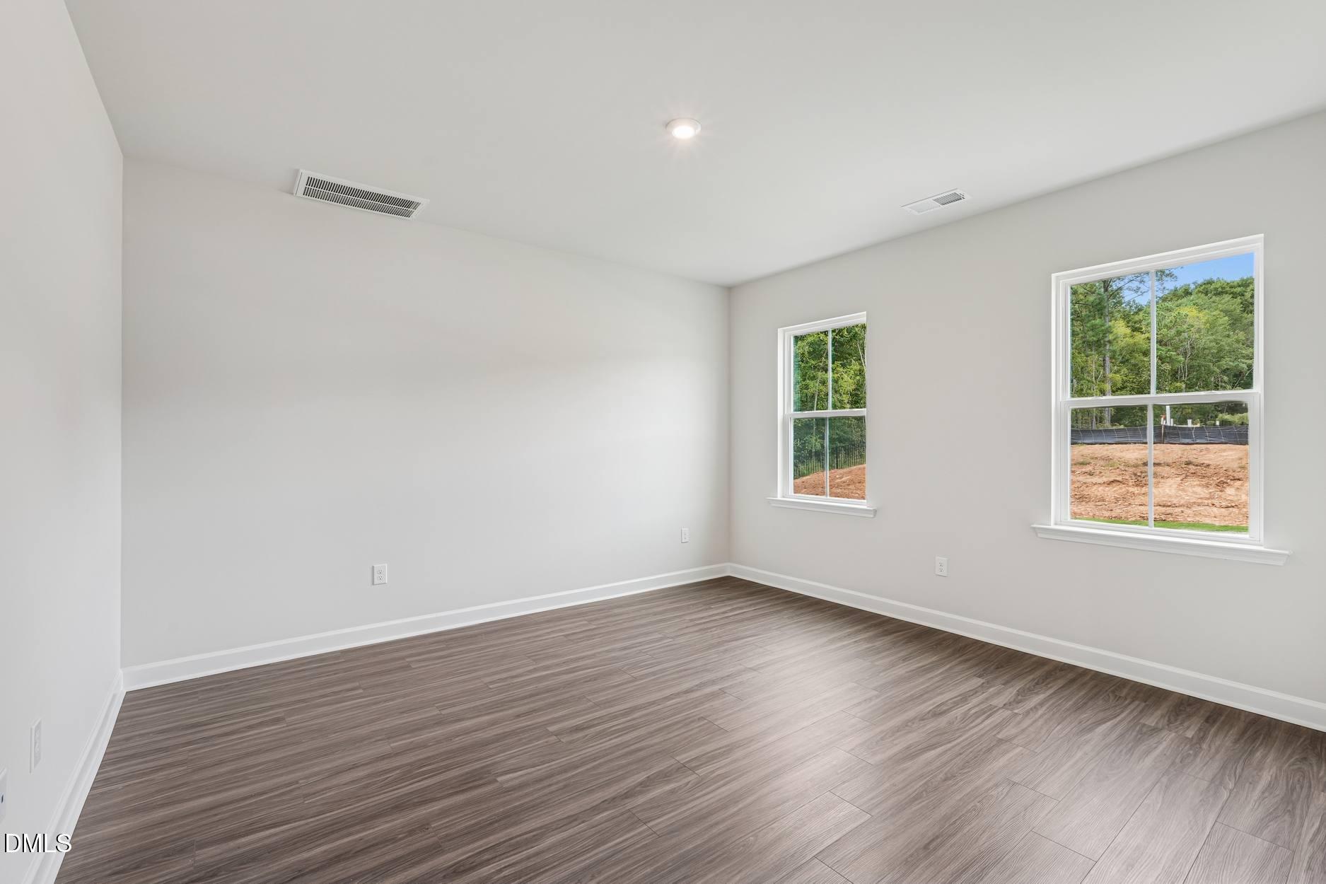 708 Hyperion Alley Property Photo 13
