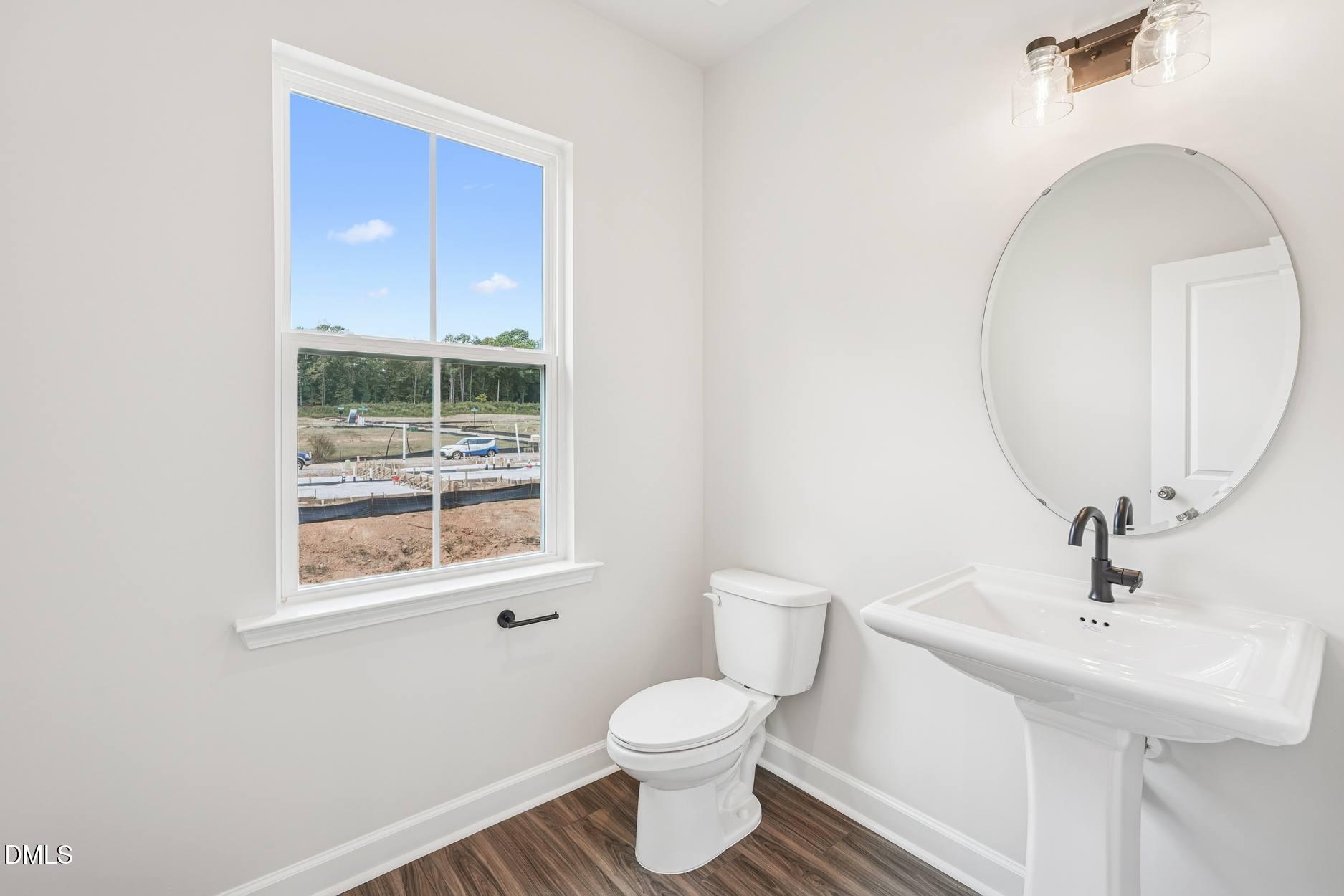 708 Hyperion Alley Property Photo 15