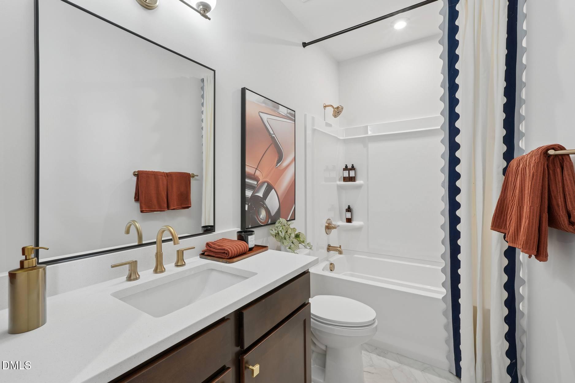 708 Hyperion Alley Property Photo 17