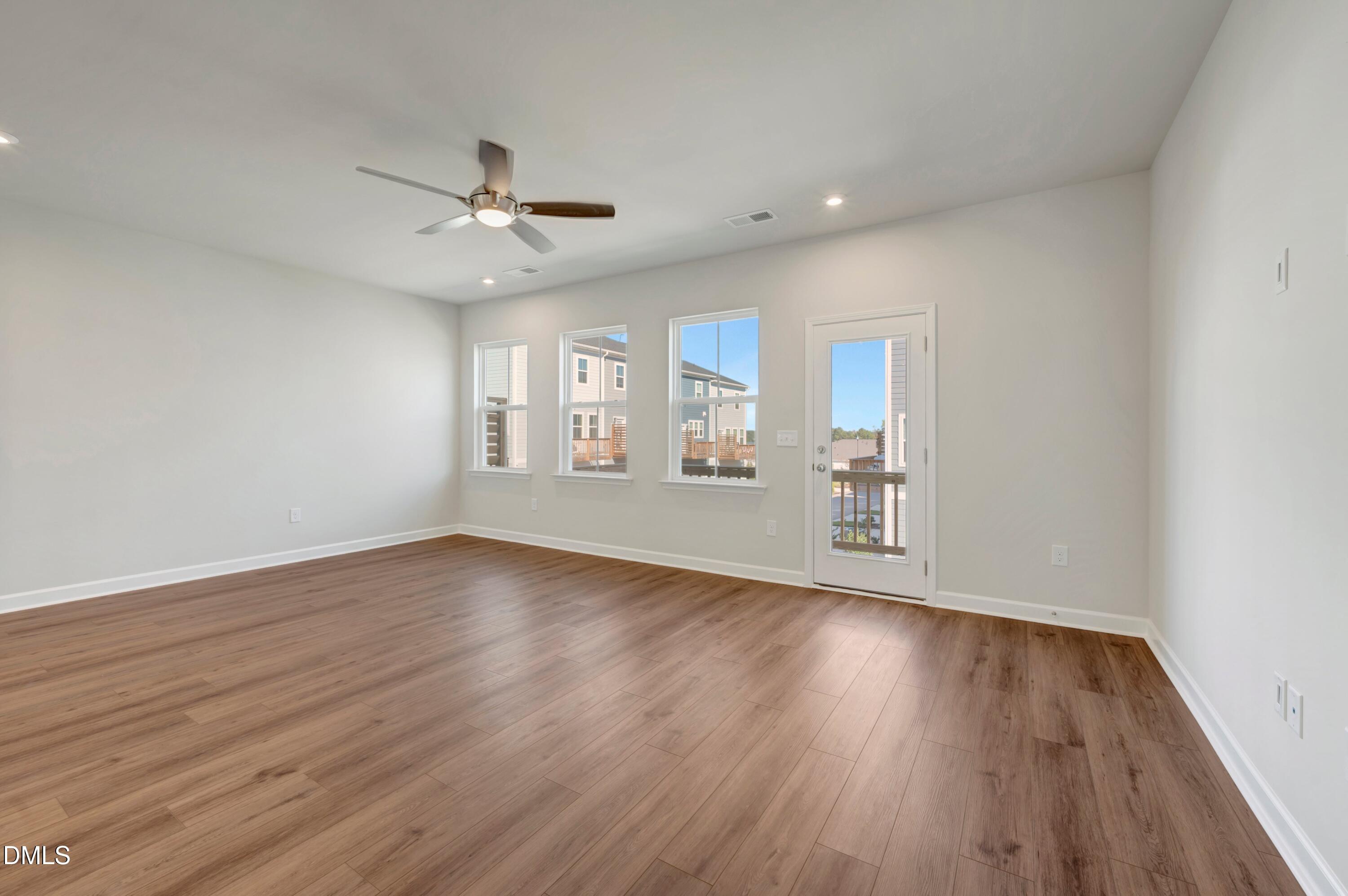 708 Hyperion Alley Property Photo 17