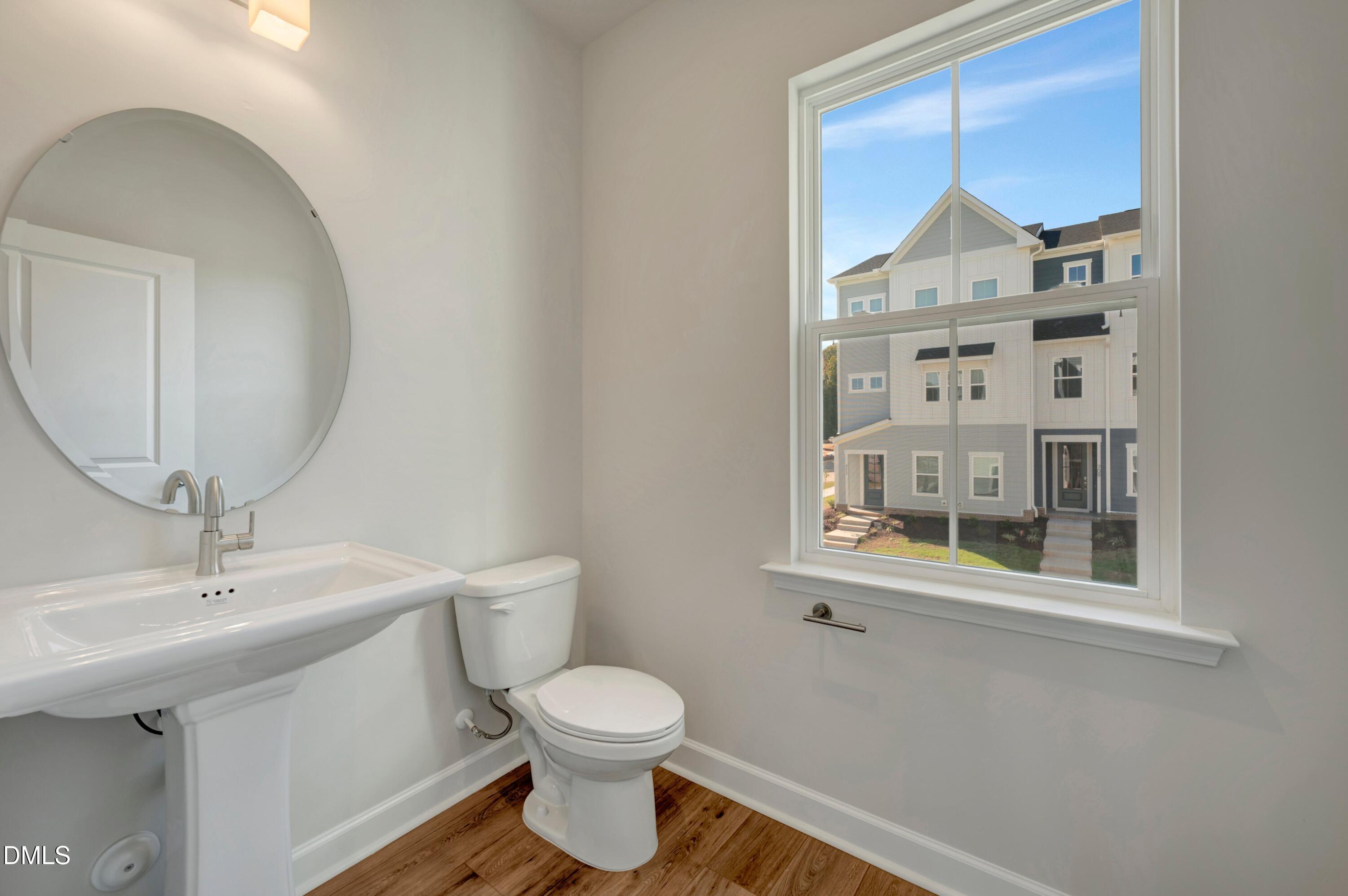 708 Hyperion Alley Property Photo 19