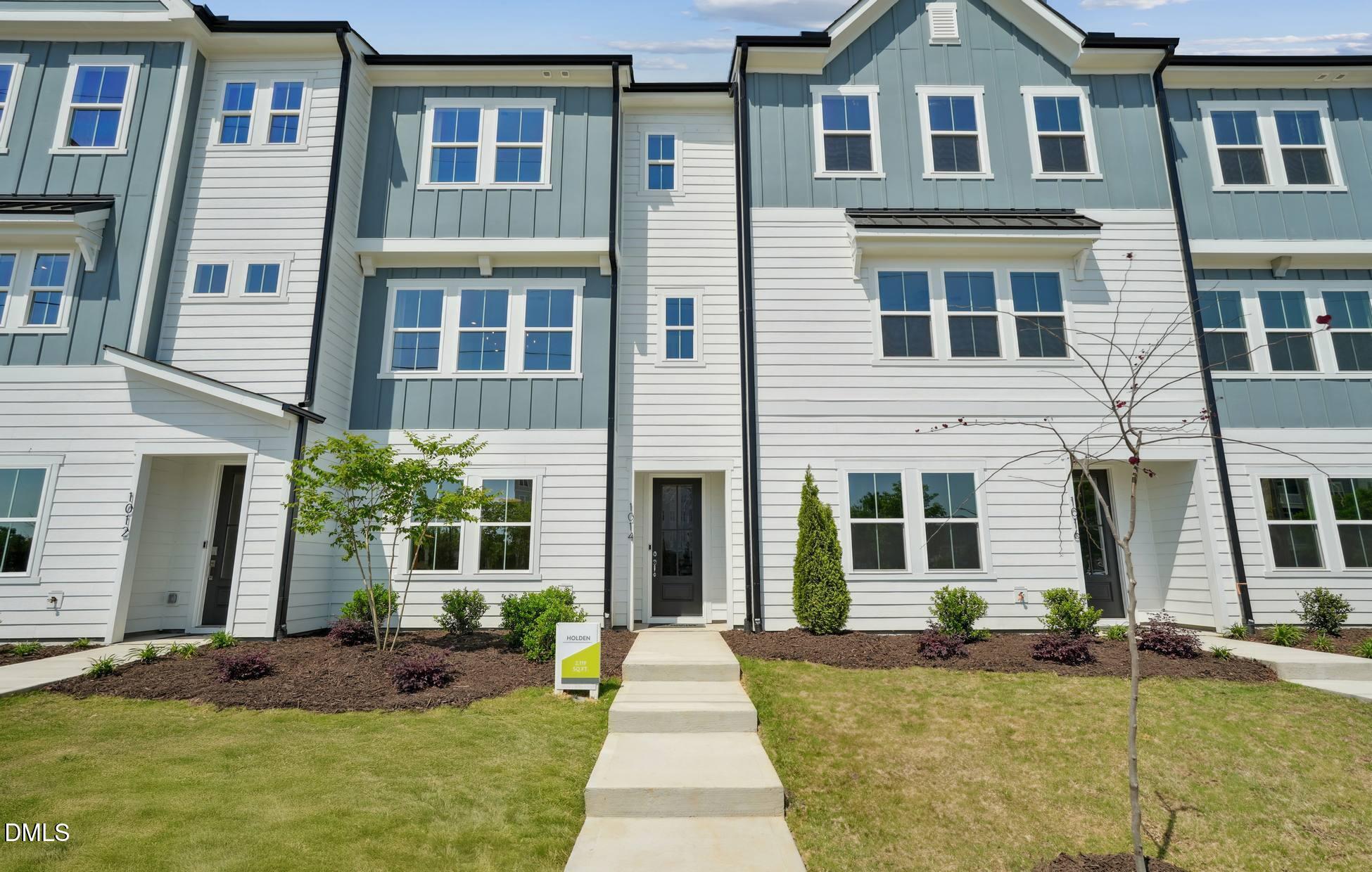 708 Hyperion Alley Property Photo 25