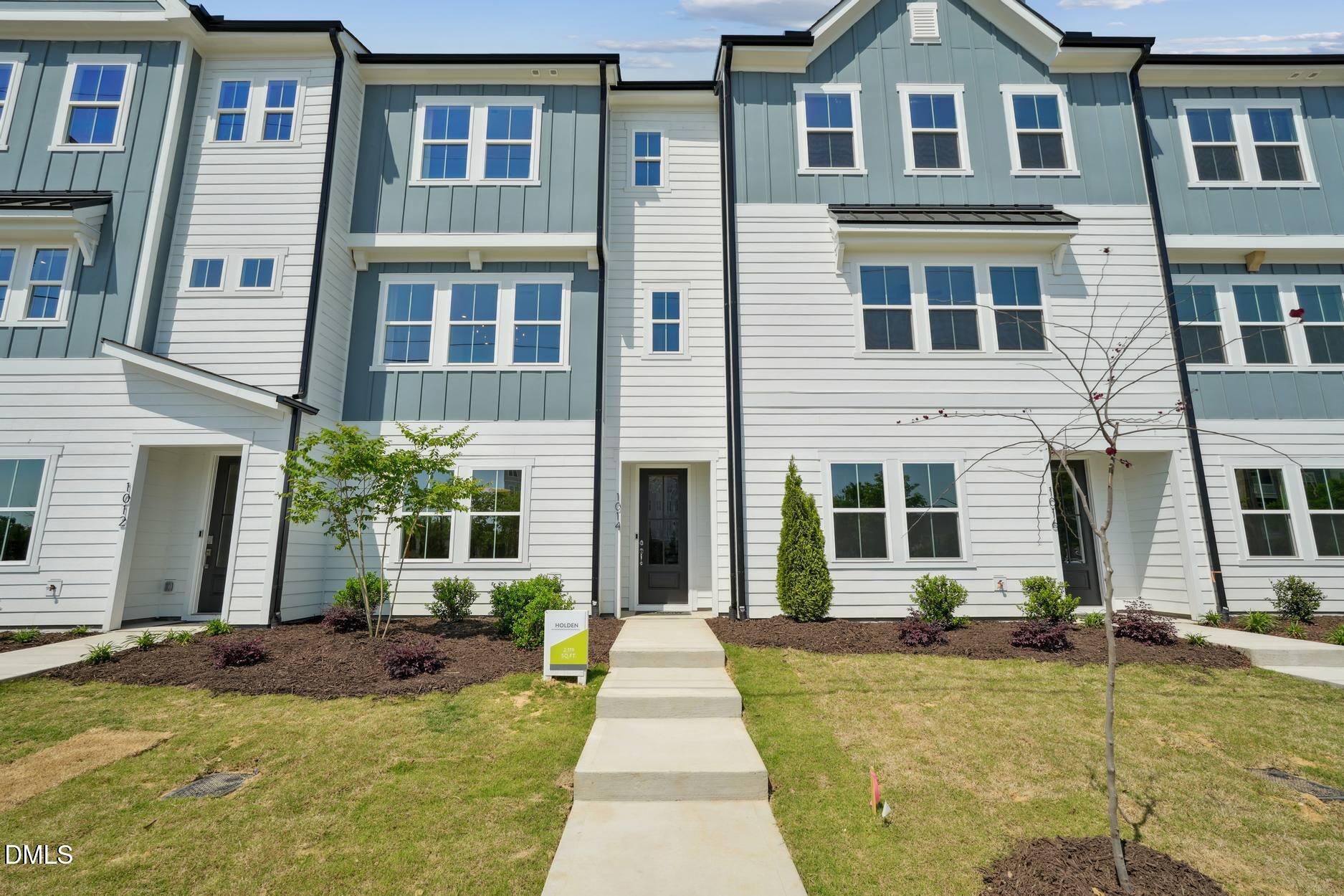 708 Hyperion Alley Property Photo 26