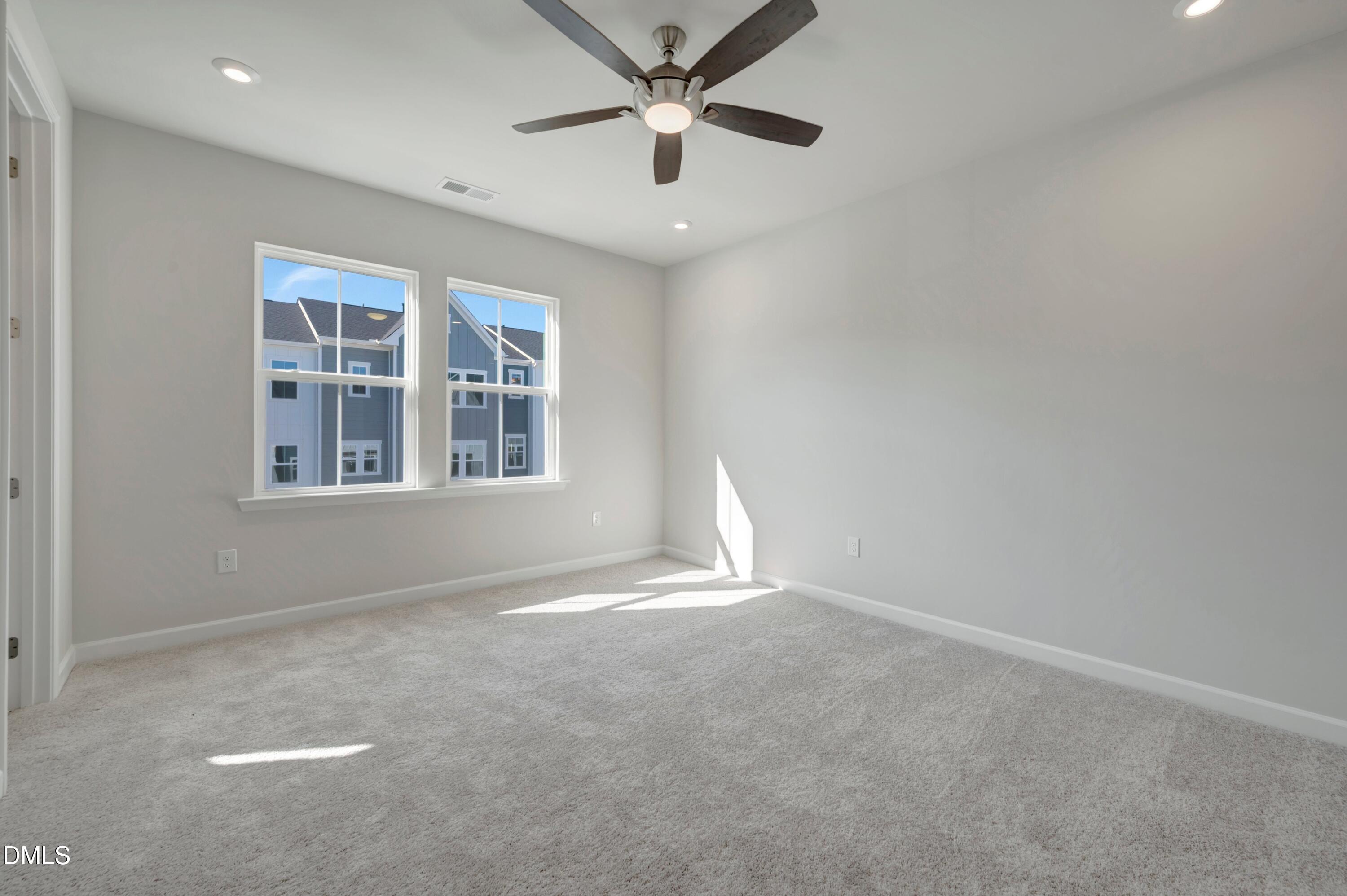 708 Hyperion Alley Property Photo 30