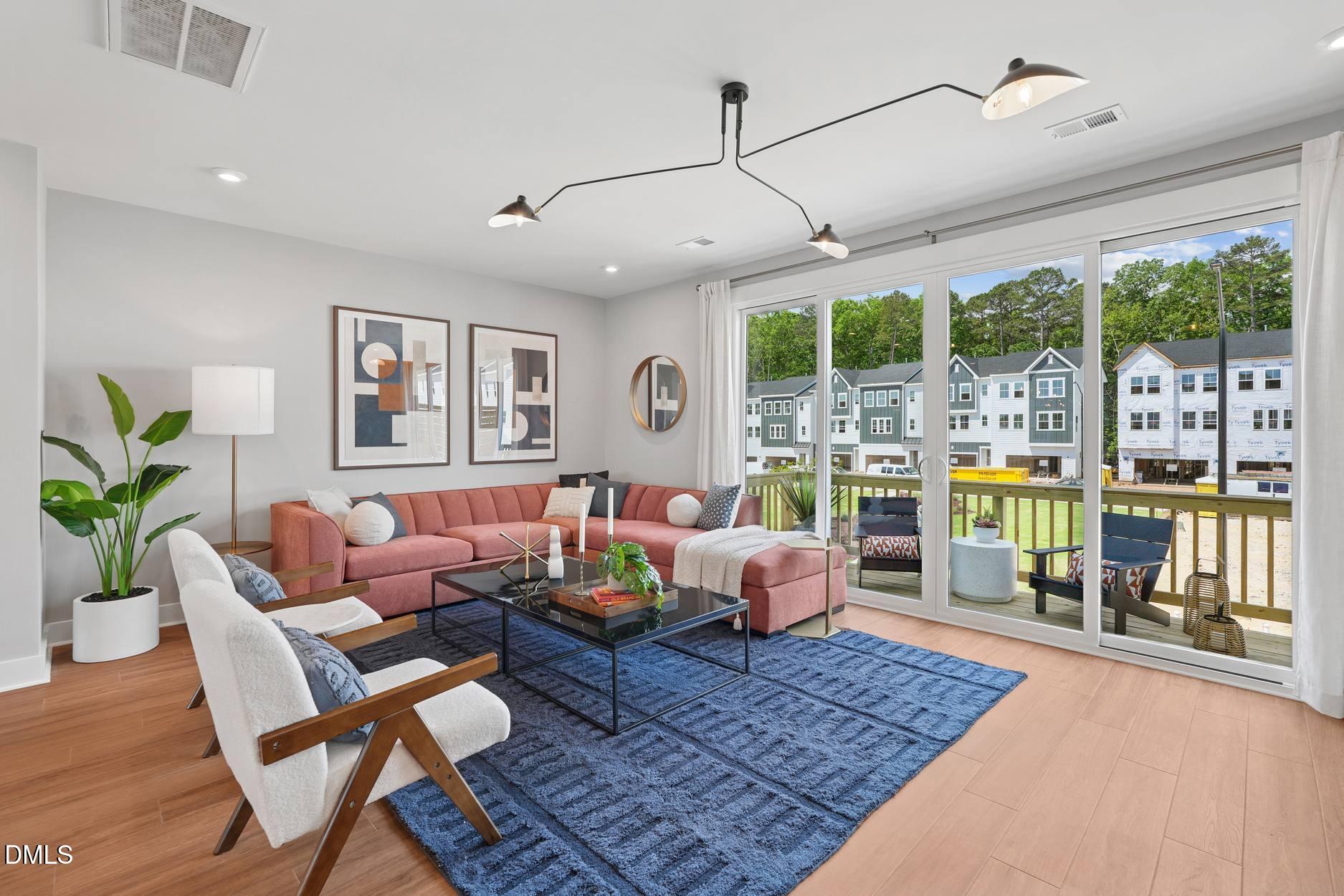 708 Hyperion Alley Property Photo 33