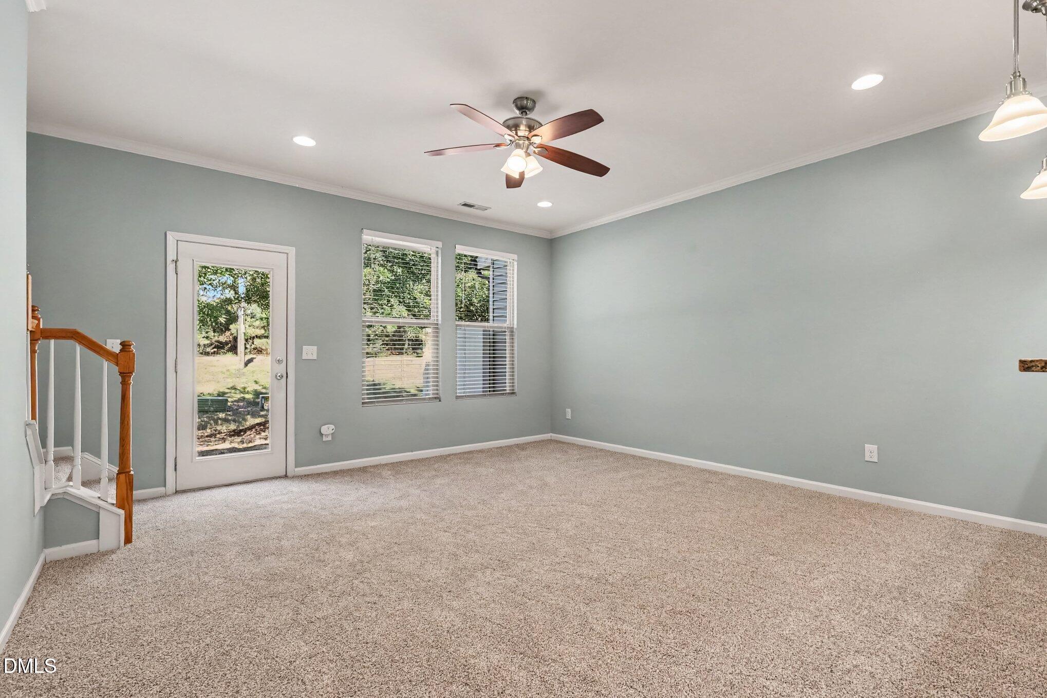 4443 Middletown Drive Property Photo 4