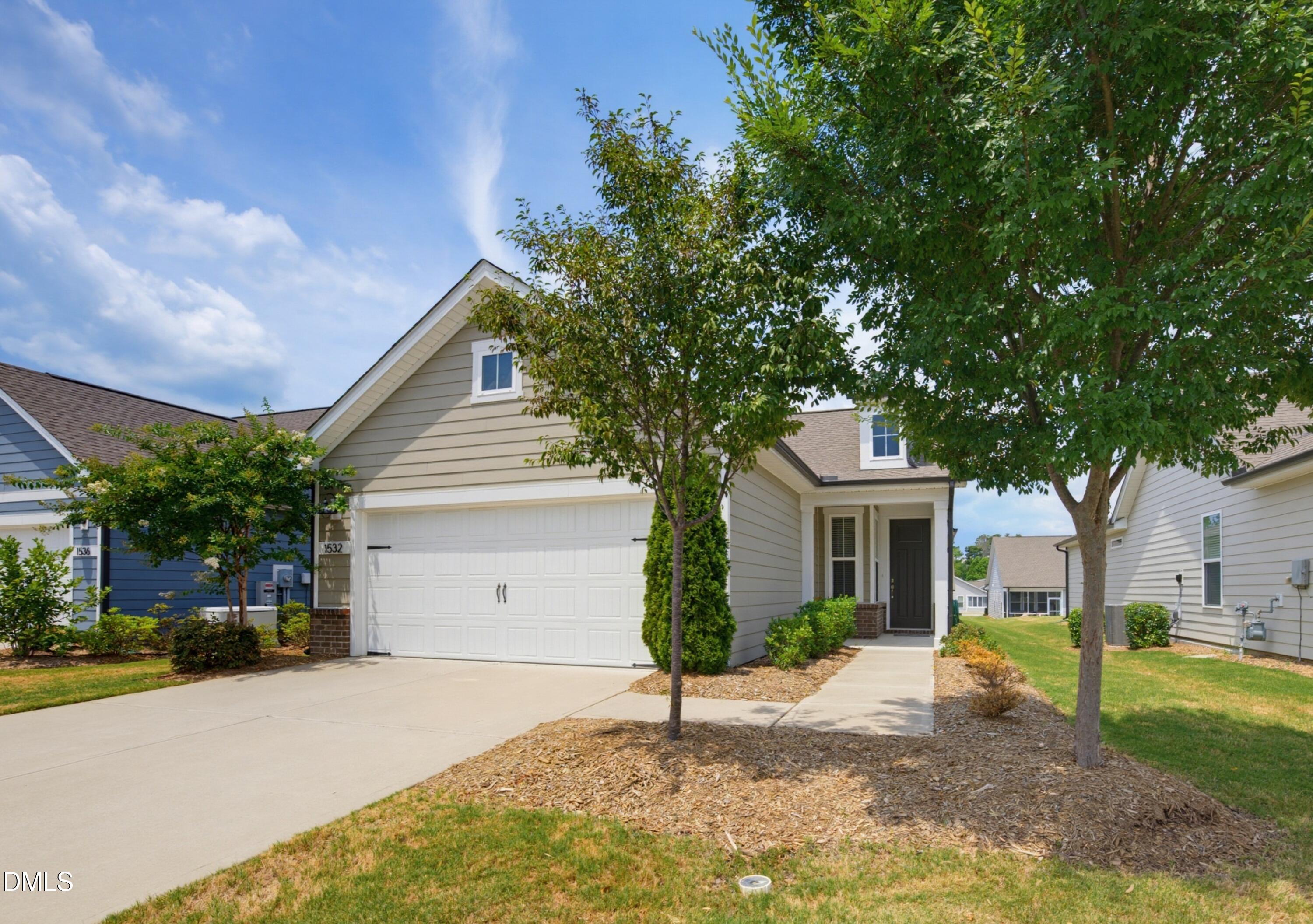 1532 White Admiral Street Property Photo 1