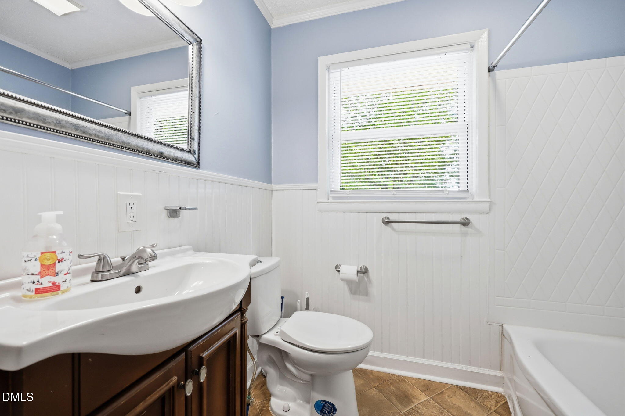 1802 Haverford Street Property Photo 23