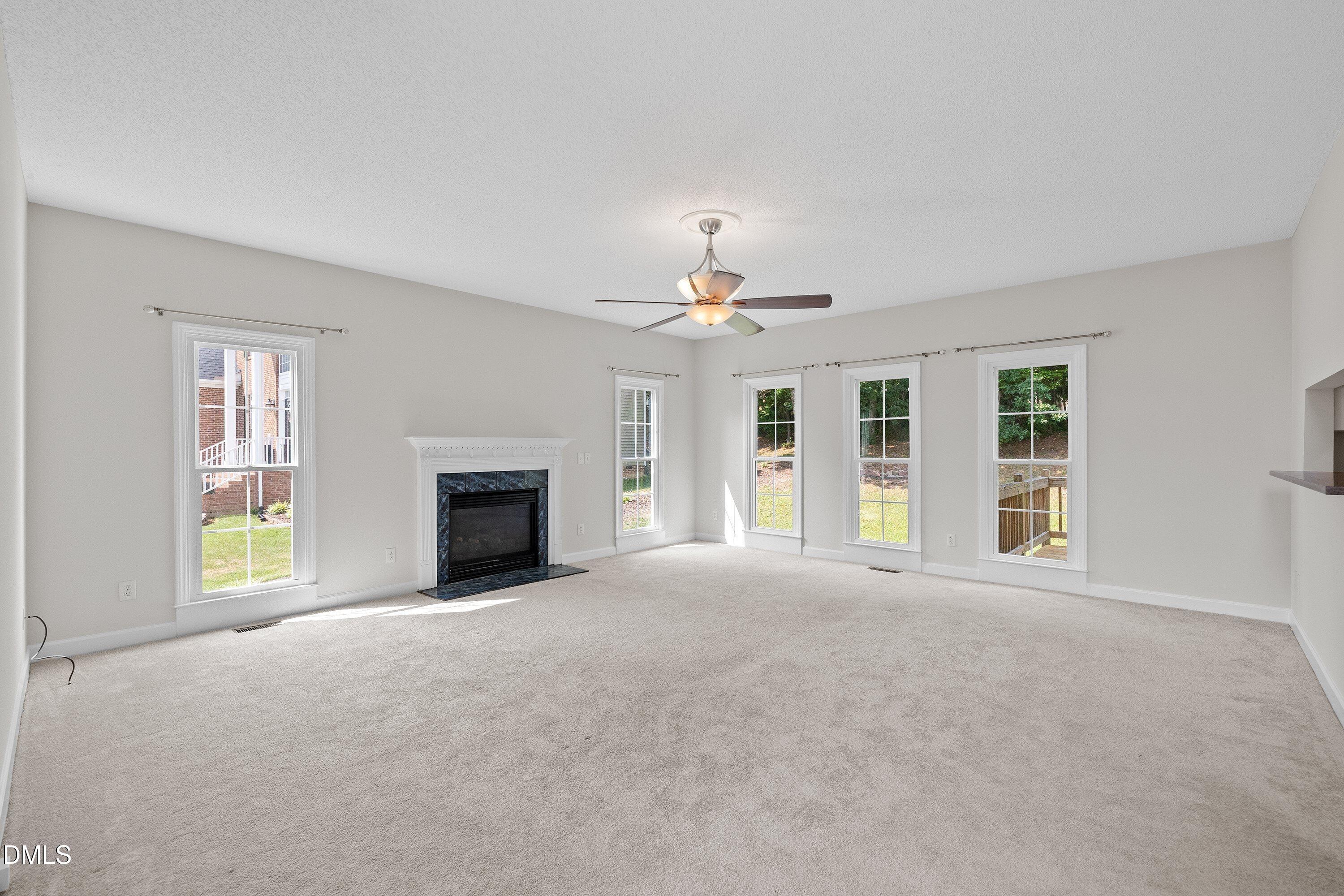 3528 Dewing Drive Property Photo 16