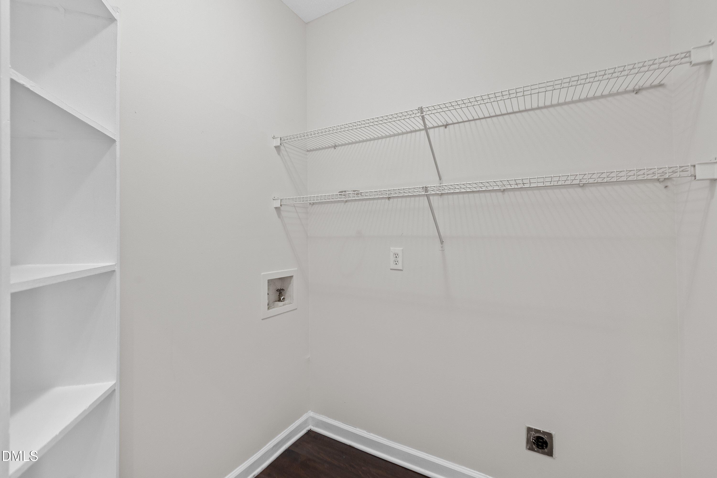 3528 Dewing Drive Property Photo 31