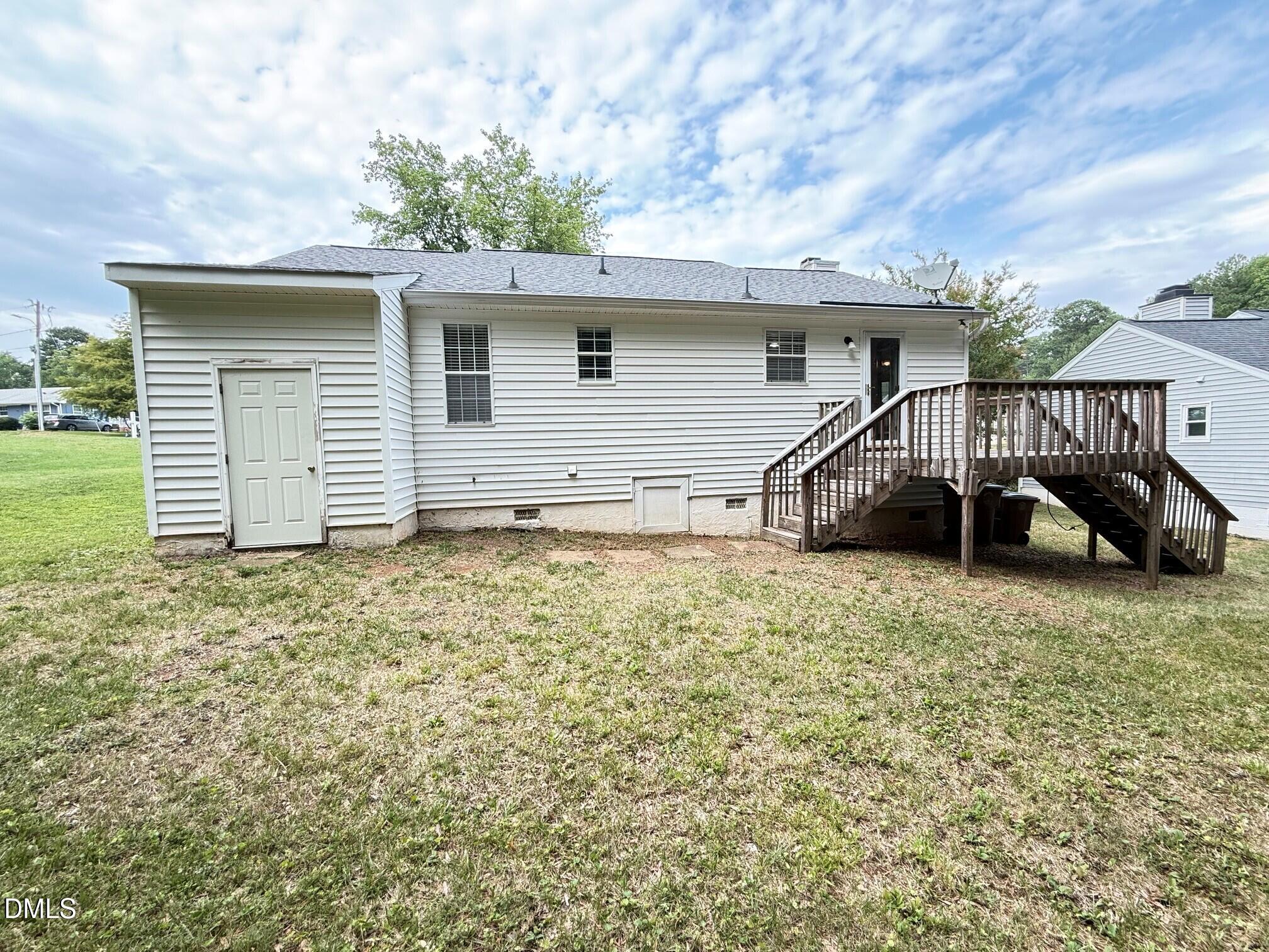 610 E Jones Avenue Property Photo 23