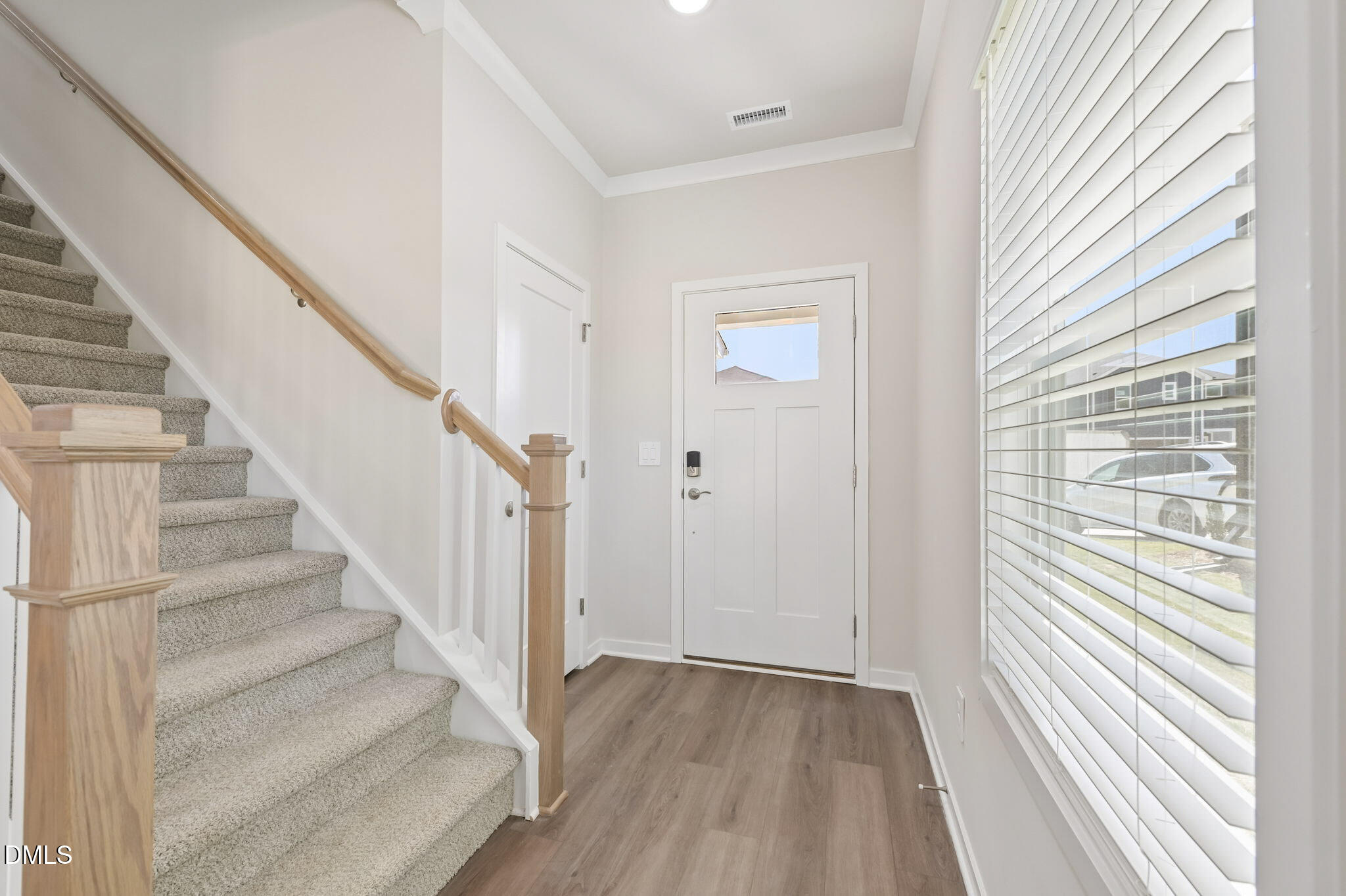 6120 Ivy Brk Trail Property Photo 3
