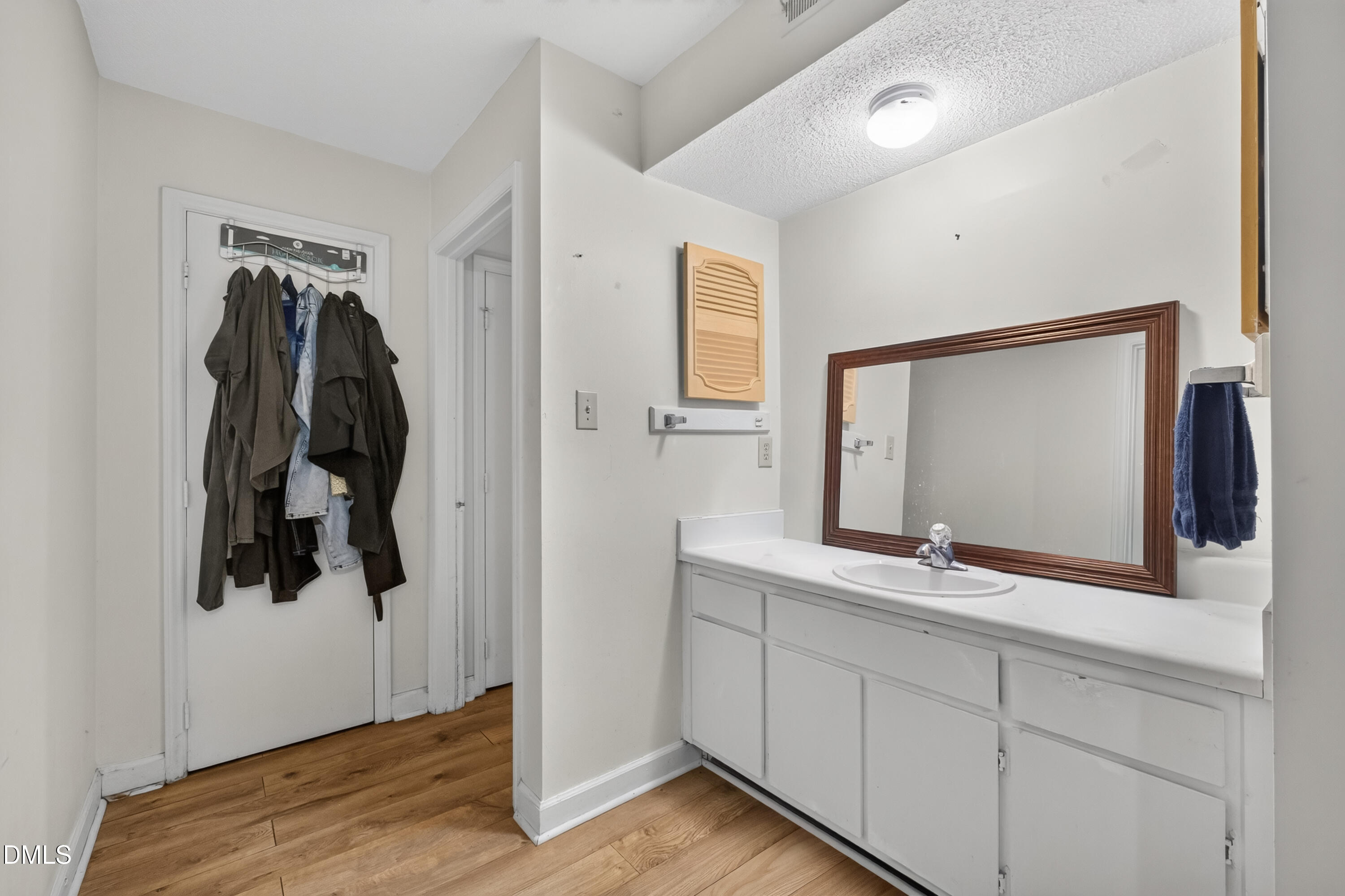 2510 Avent Ferry Road 103 Property Photo 16