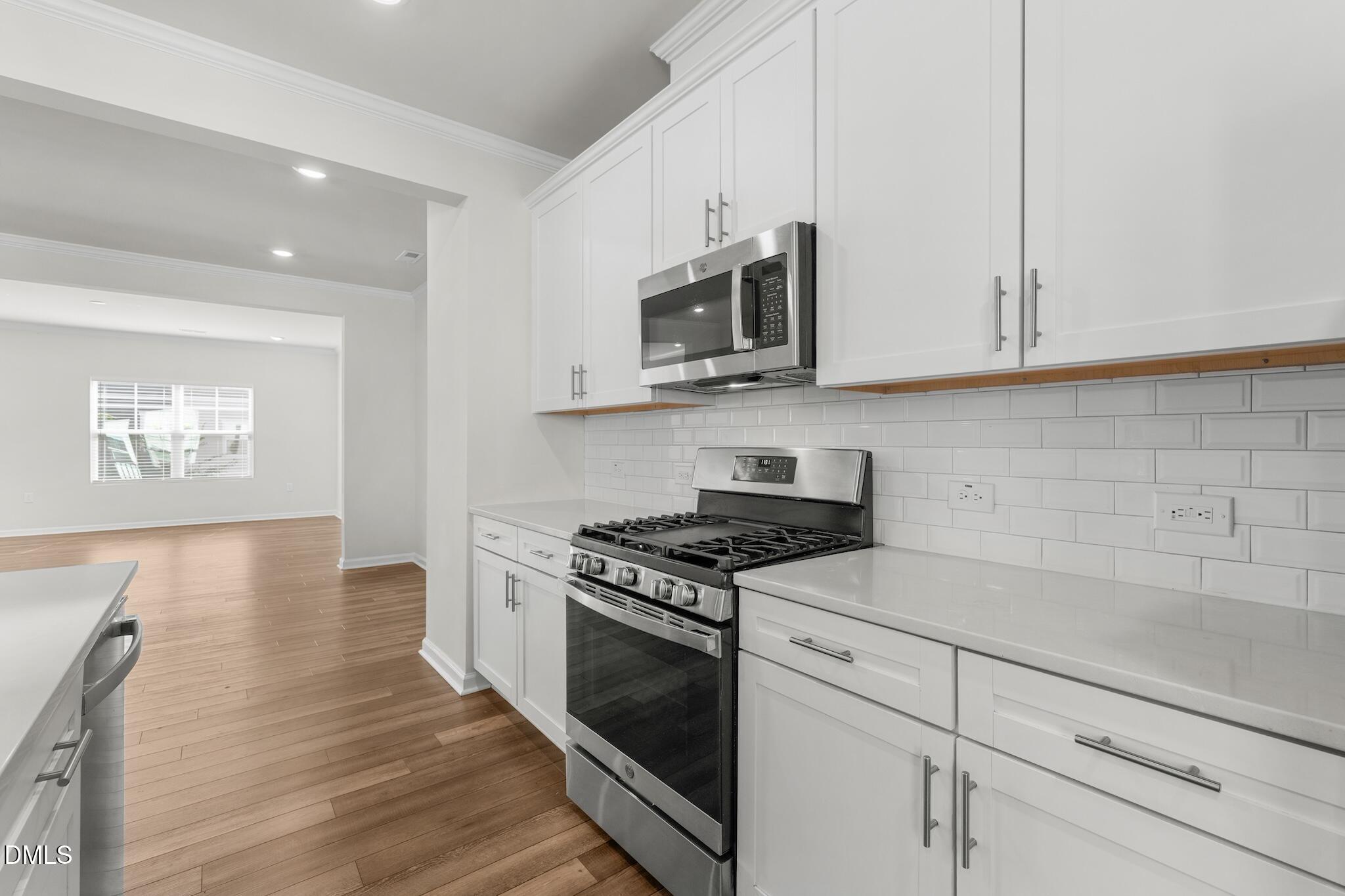 1009 Belloak Way Property Photo 12