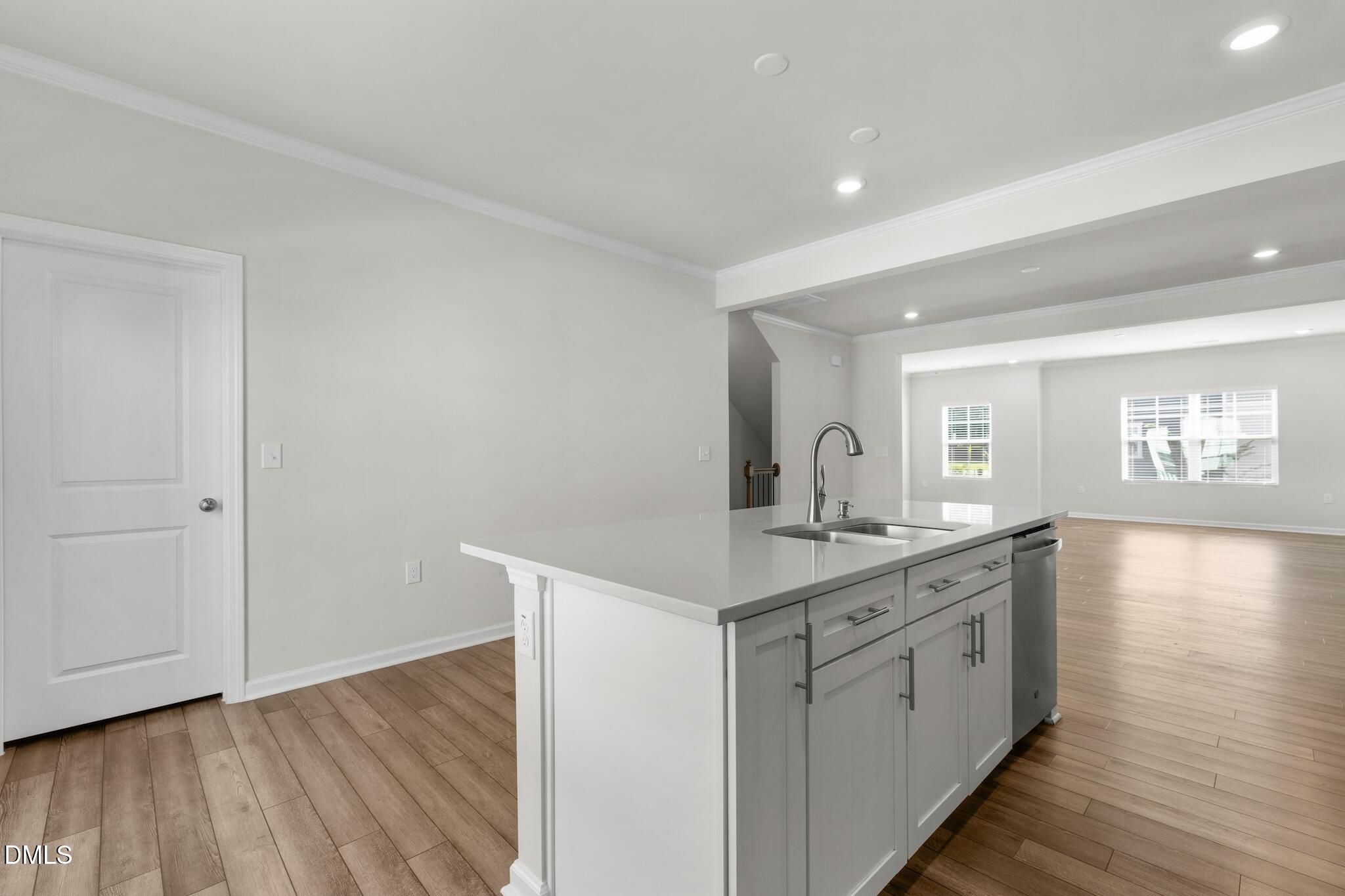 1009 Belloak Way Property Photo 13