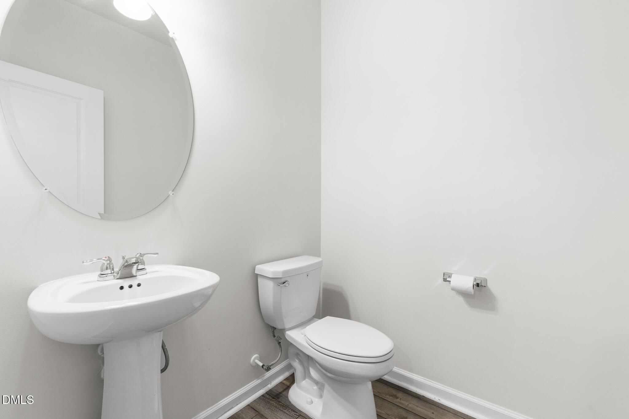 1009 Belloak Way Property Photo 14