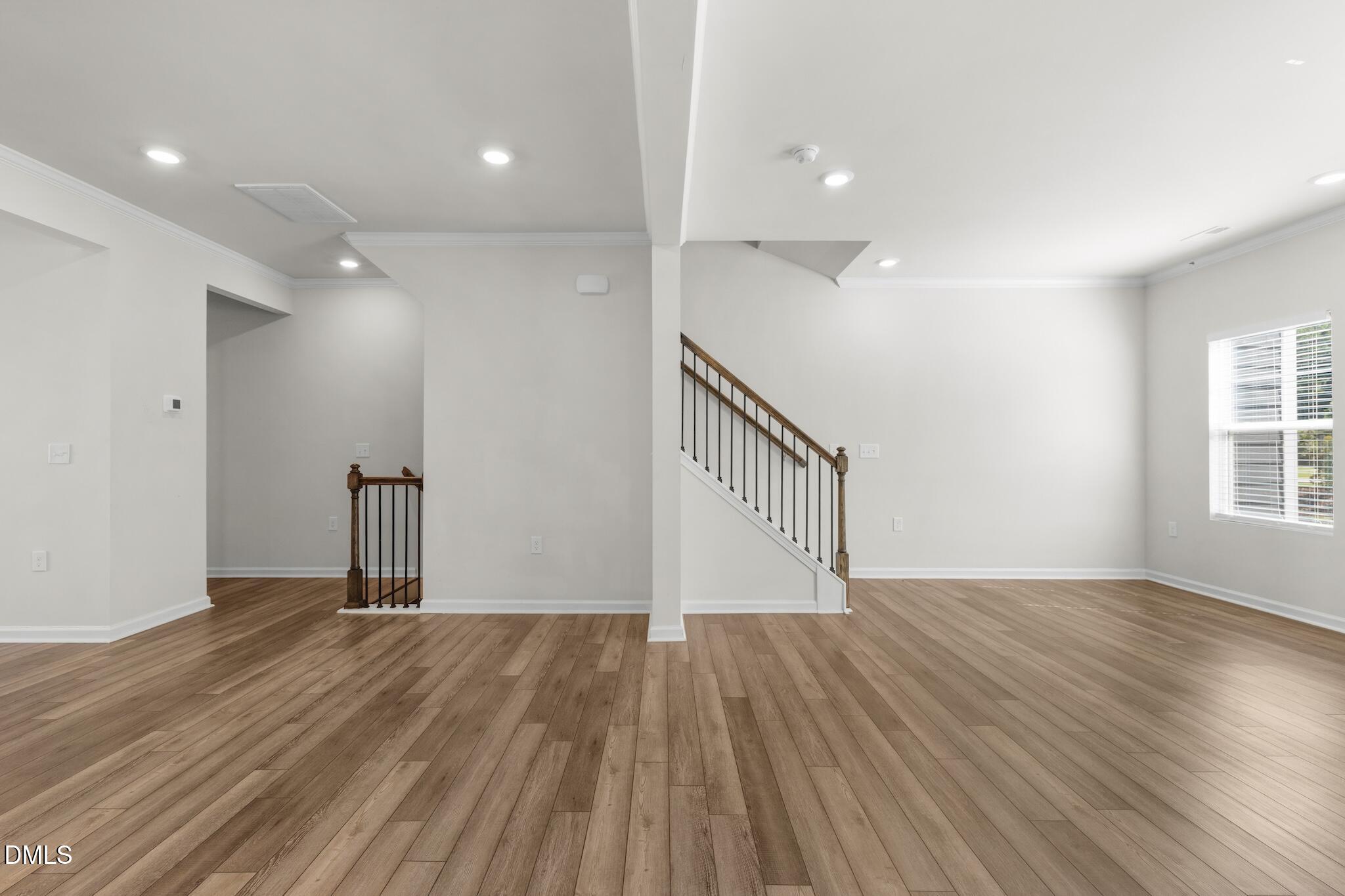 1009 Belloak Way Property Photo 16