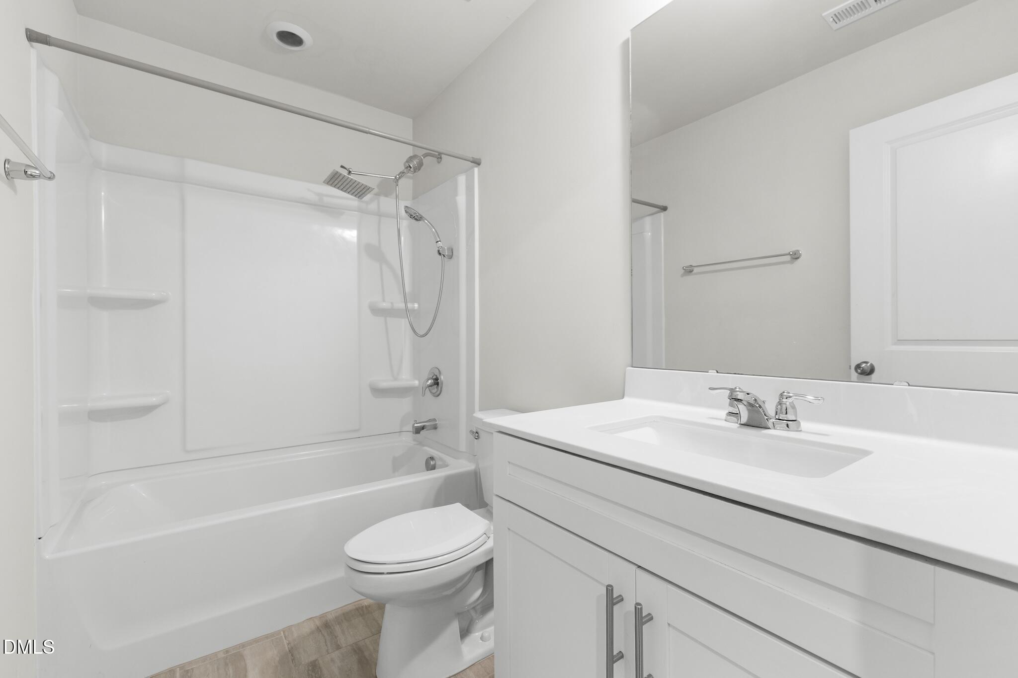1009 Belloak Way Property Photo 29