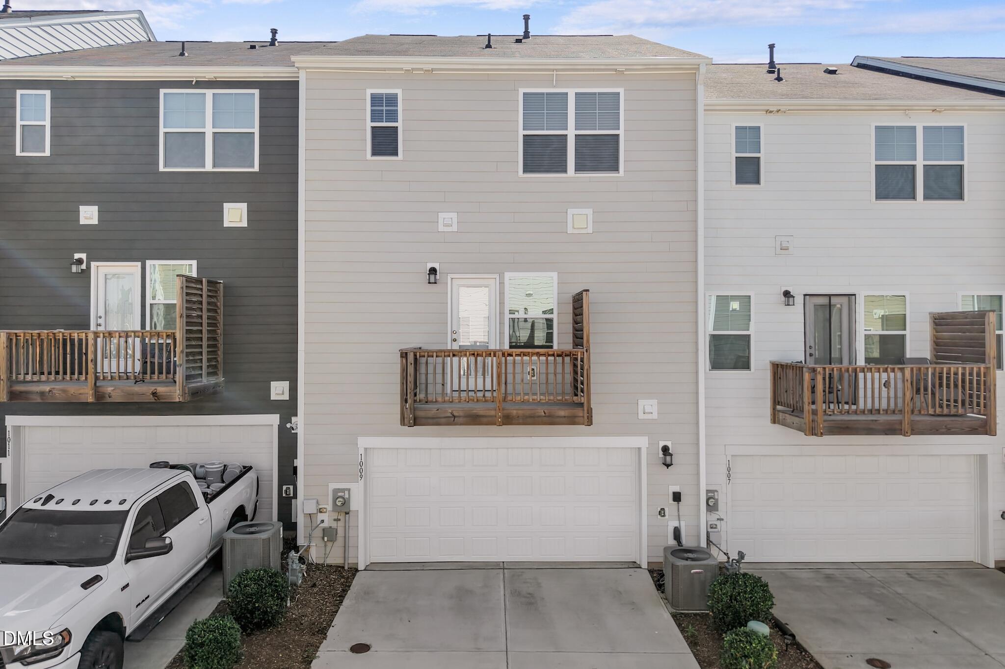 1009 Belloak Way Property Photo 30