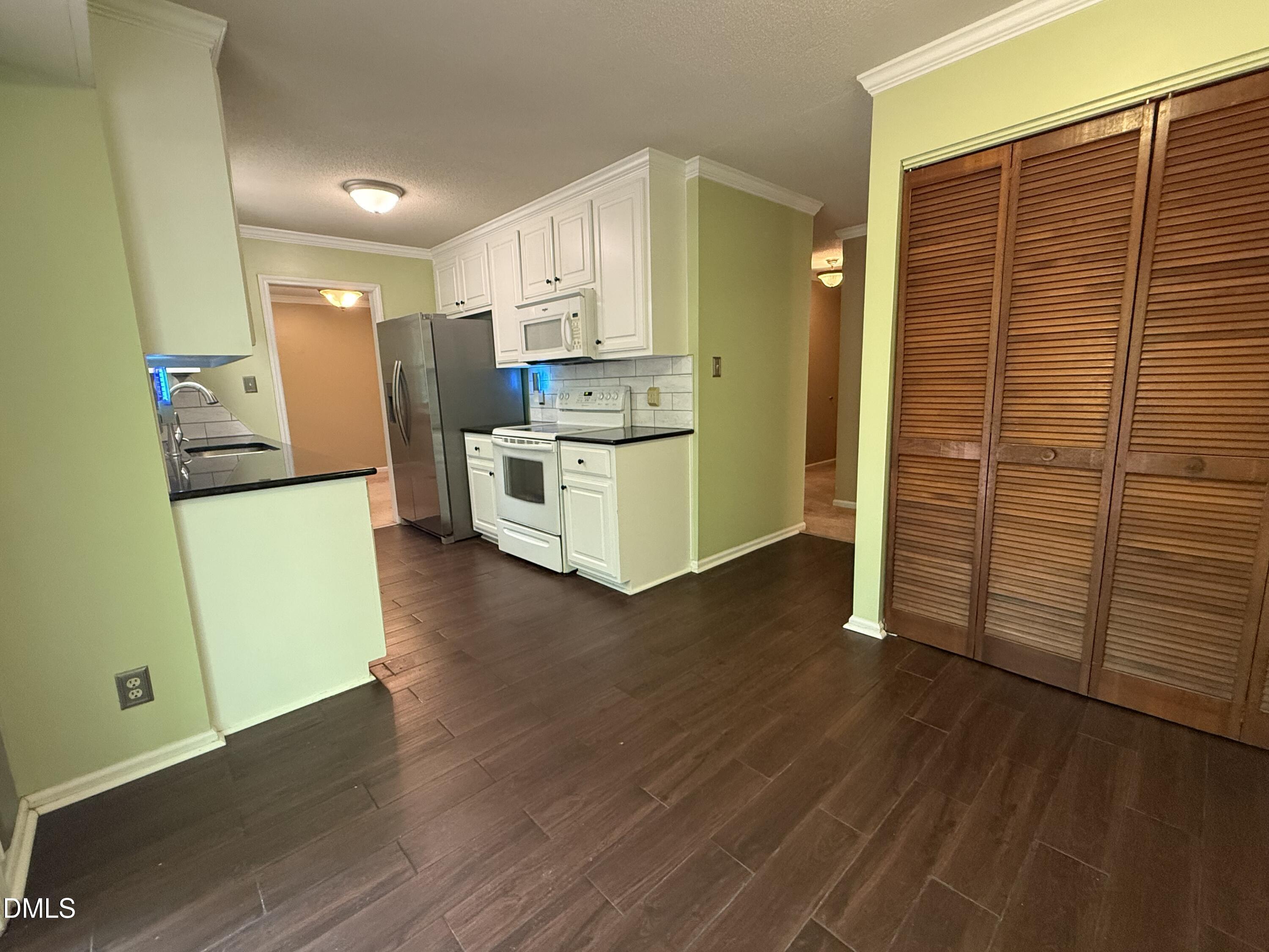 700 Wendy Way Property Photo 20
