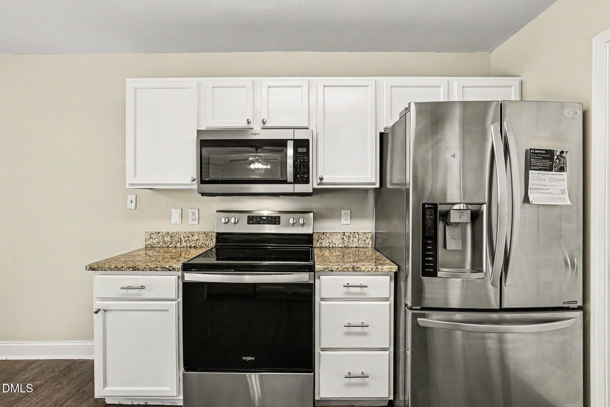 6101 Saybrooke Drive Property Photo 6