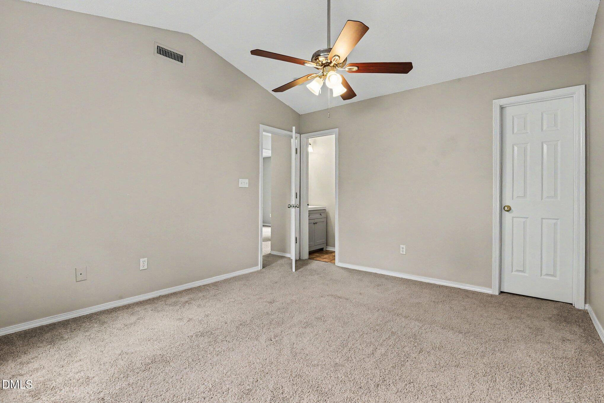 6101 Saybrooke Drive Property Photo 11