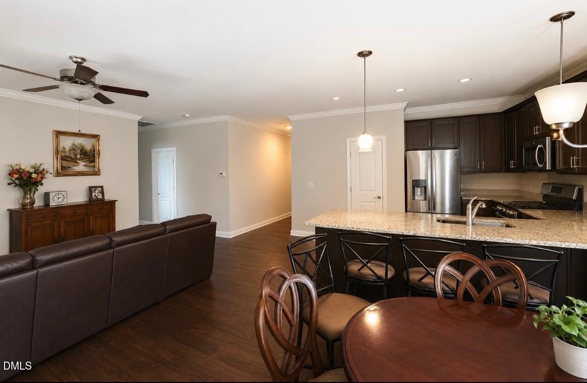 8044 Crookneck Drive Property Photo 3