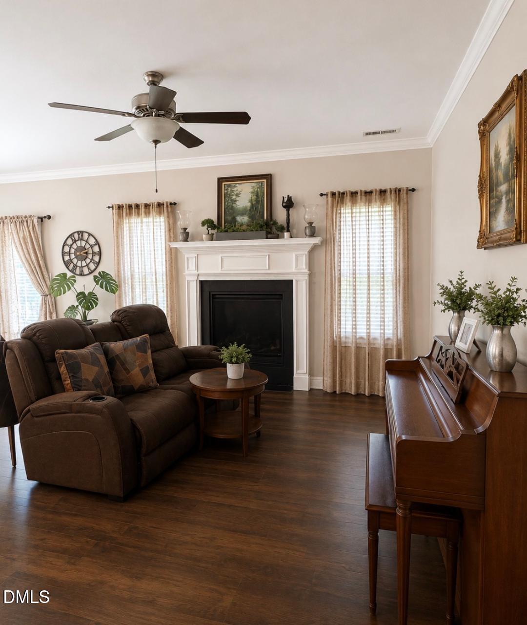 8044 Crookneck Drive Property Photo 6
