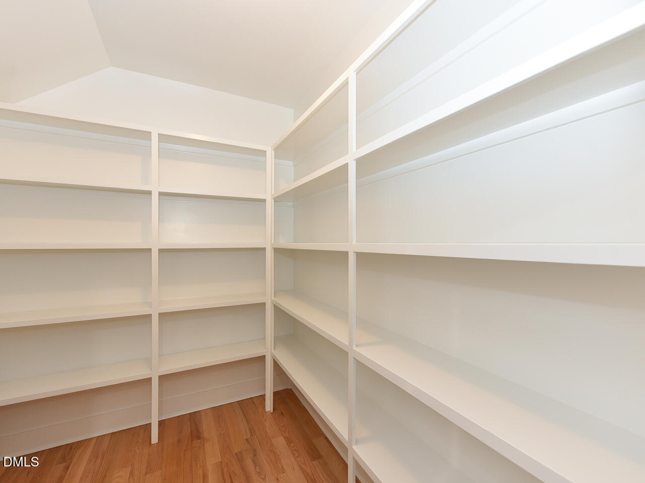 6782 Calais Drive Property Photo 12