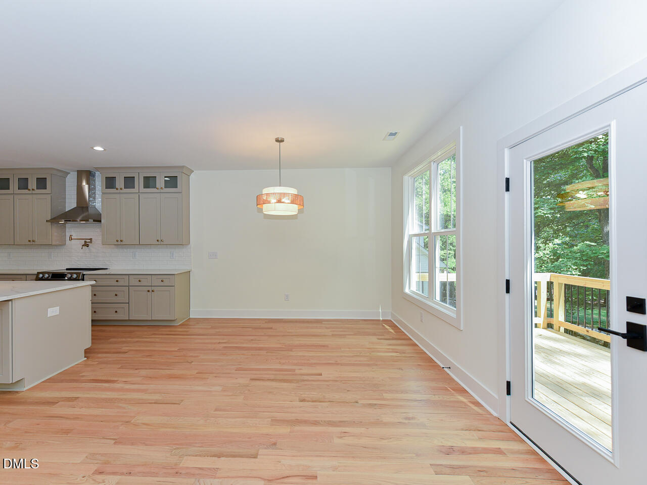 6782 Calais Drive Property Photo 14