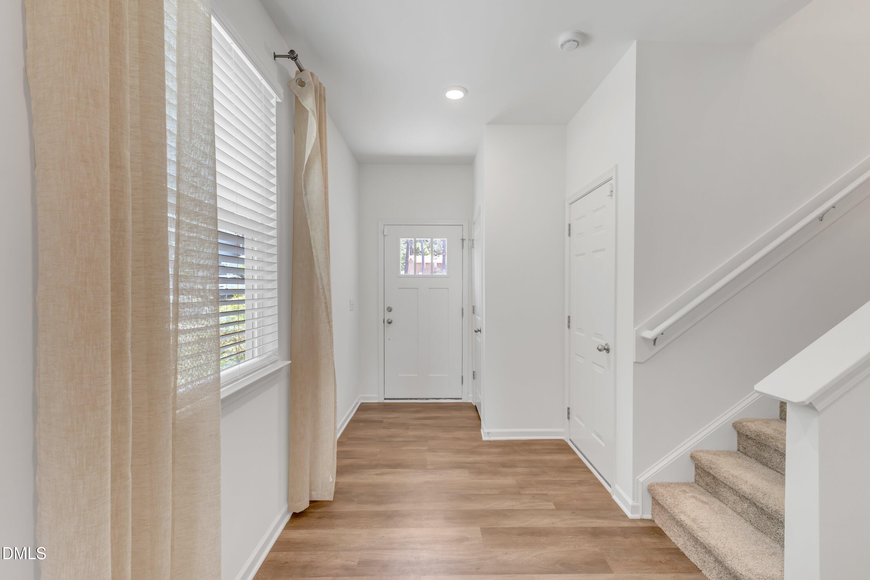 2018 Rockface Way Property Photo 7