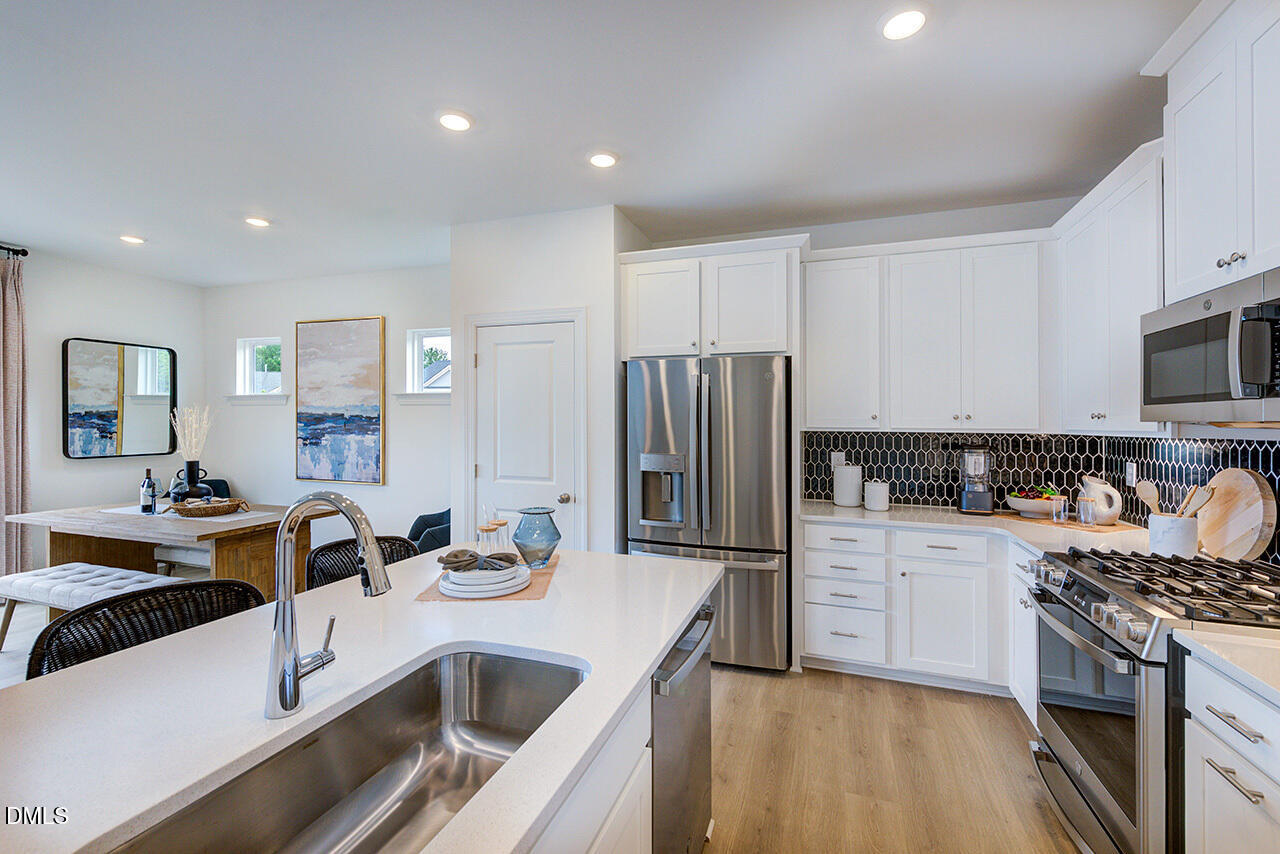 310 Sweetbay Tree Drive Property Photo 9