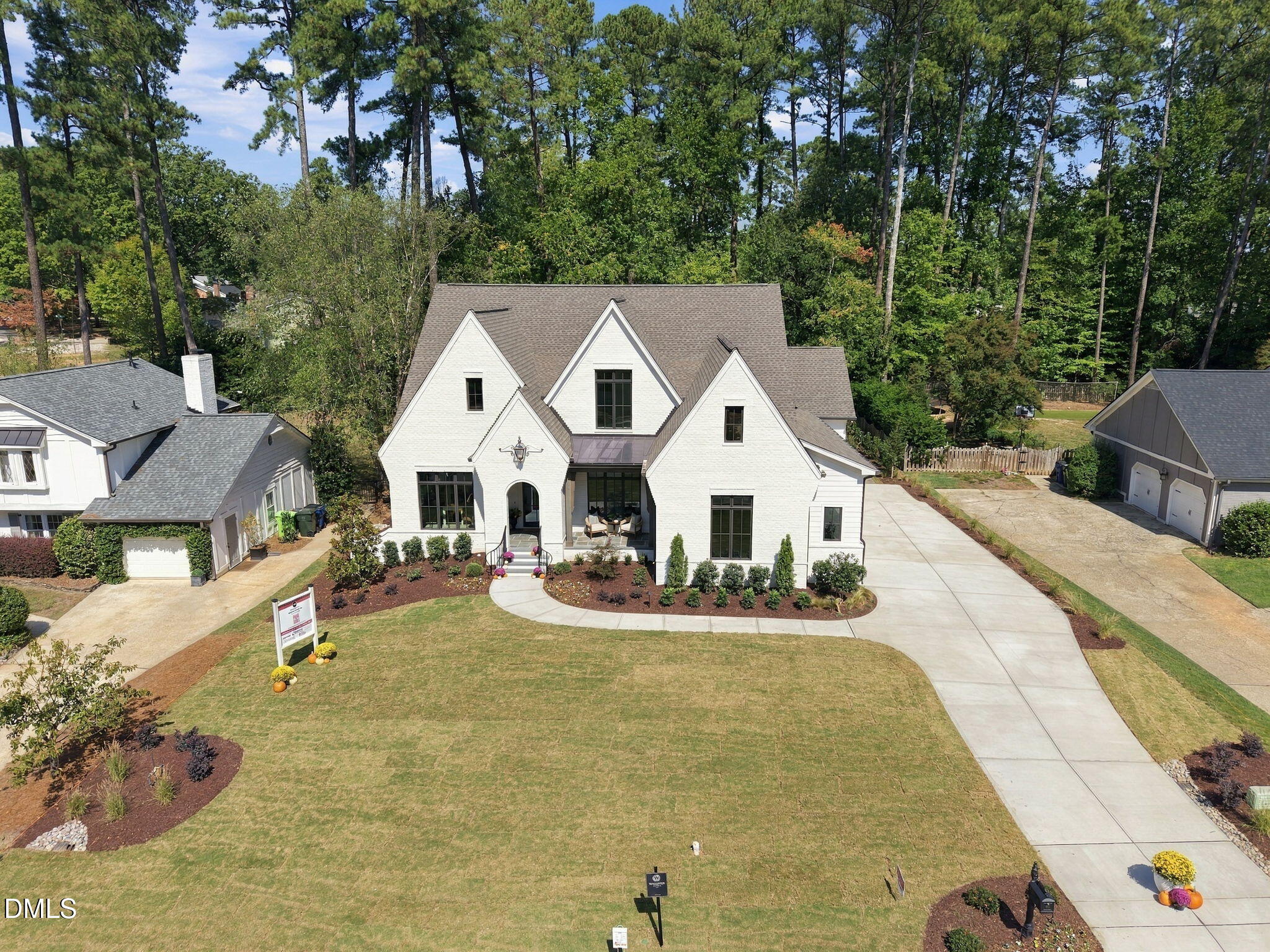 7508 Grist Mill Road Property Photo 2