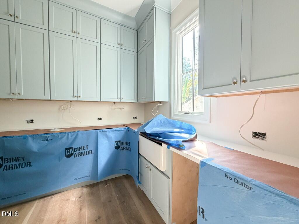 7508 Grist Mill Road Property Photo 4