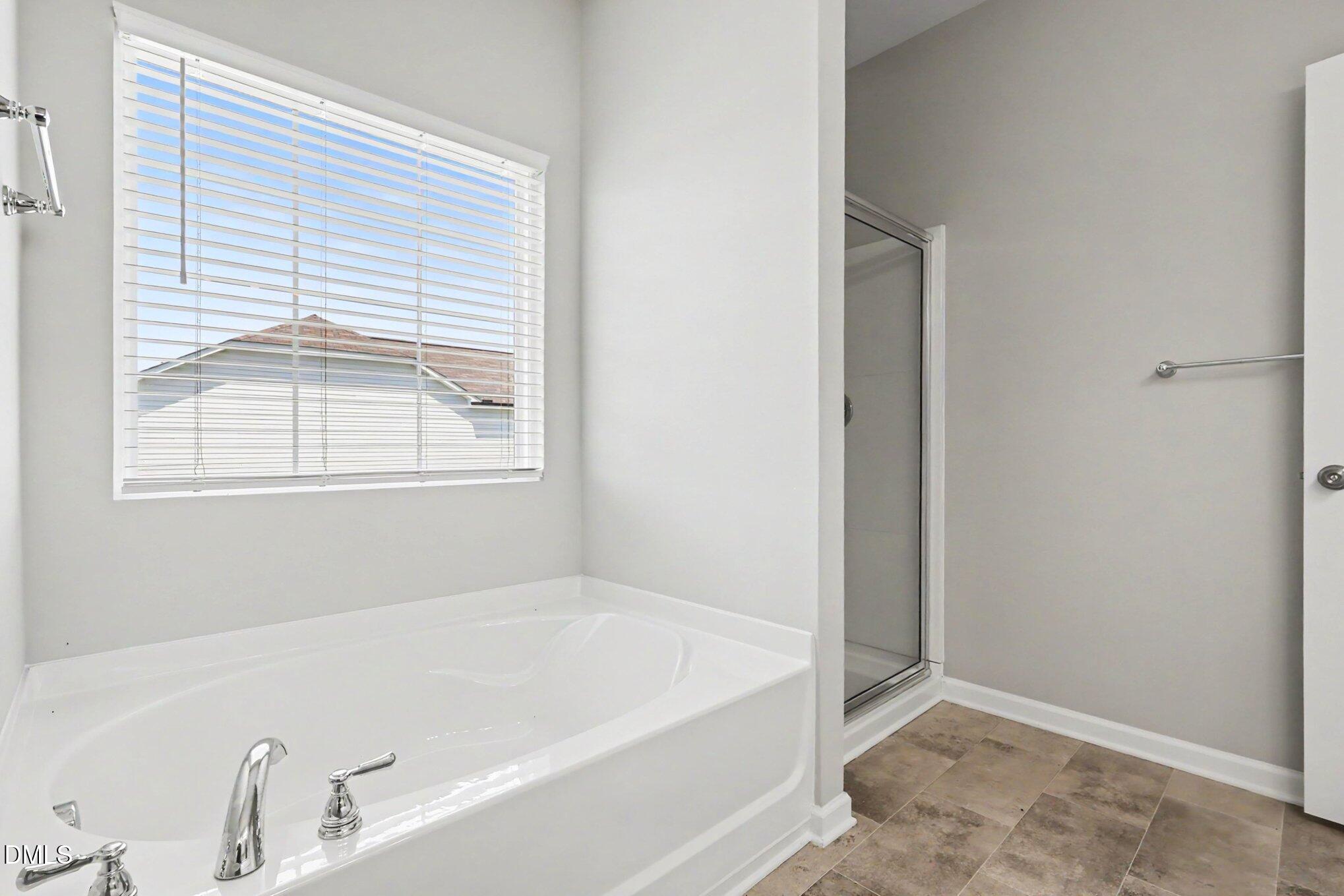 367 Fenella Drive Property Photo 22