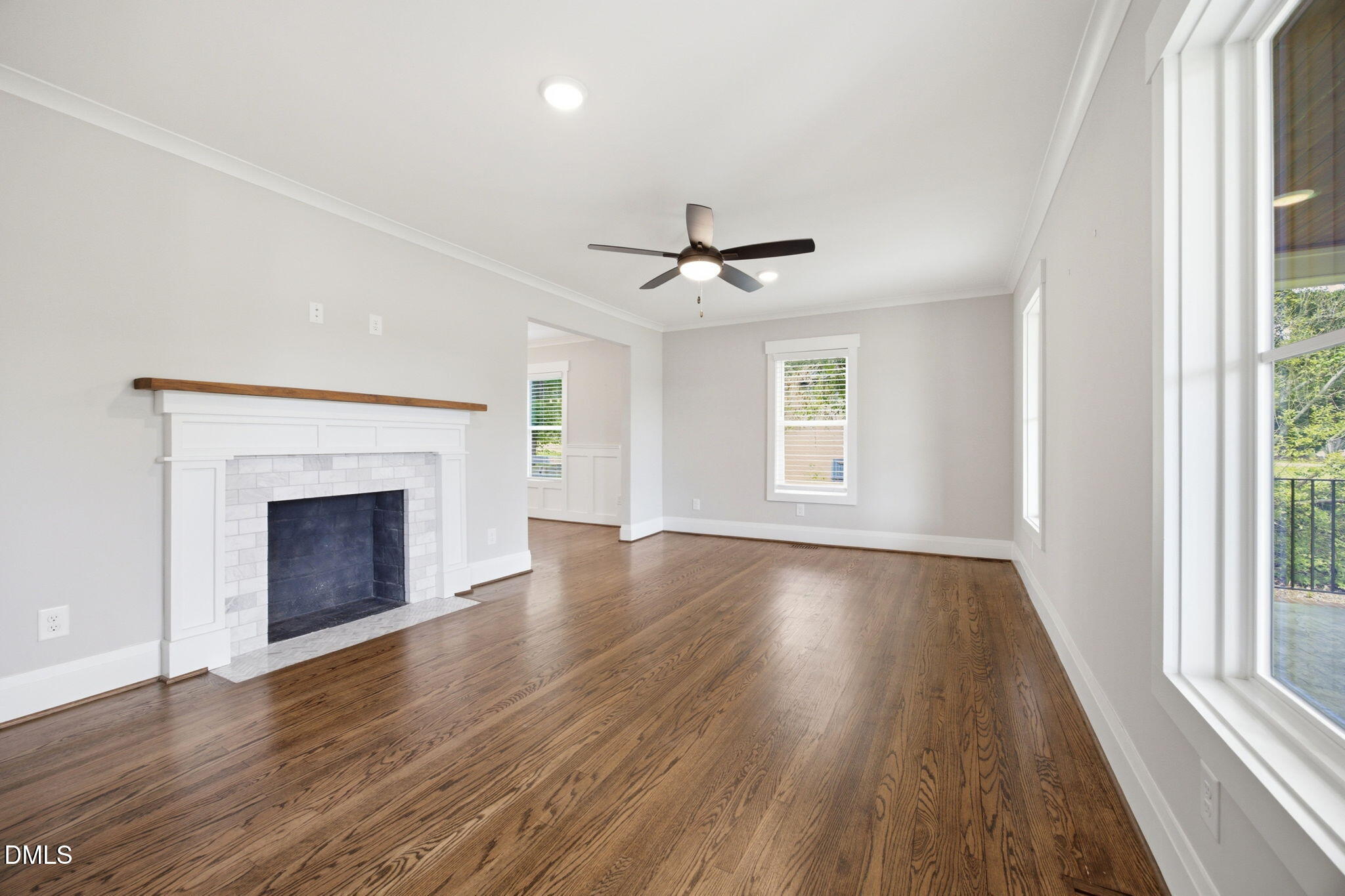 801 N First Avenue Property Photo 9