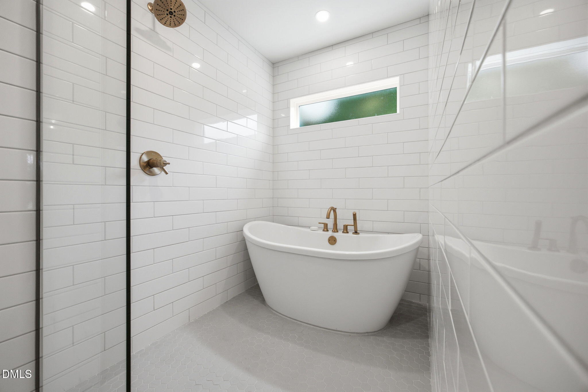 801 N First Avenue Property Photo 28