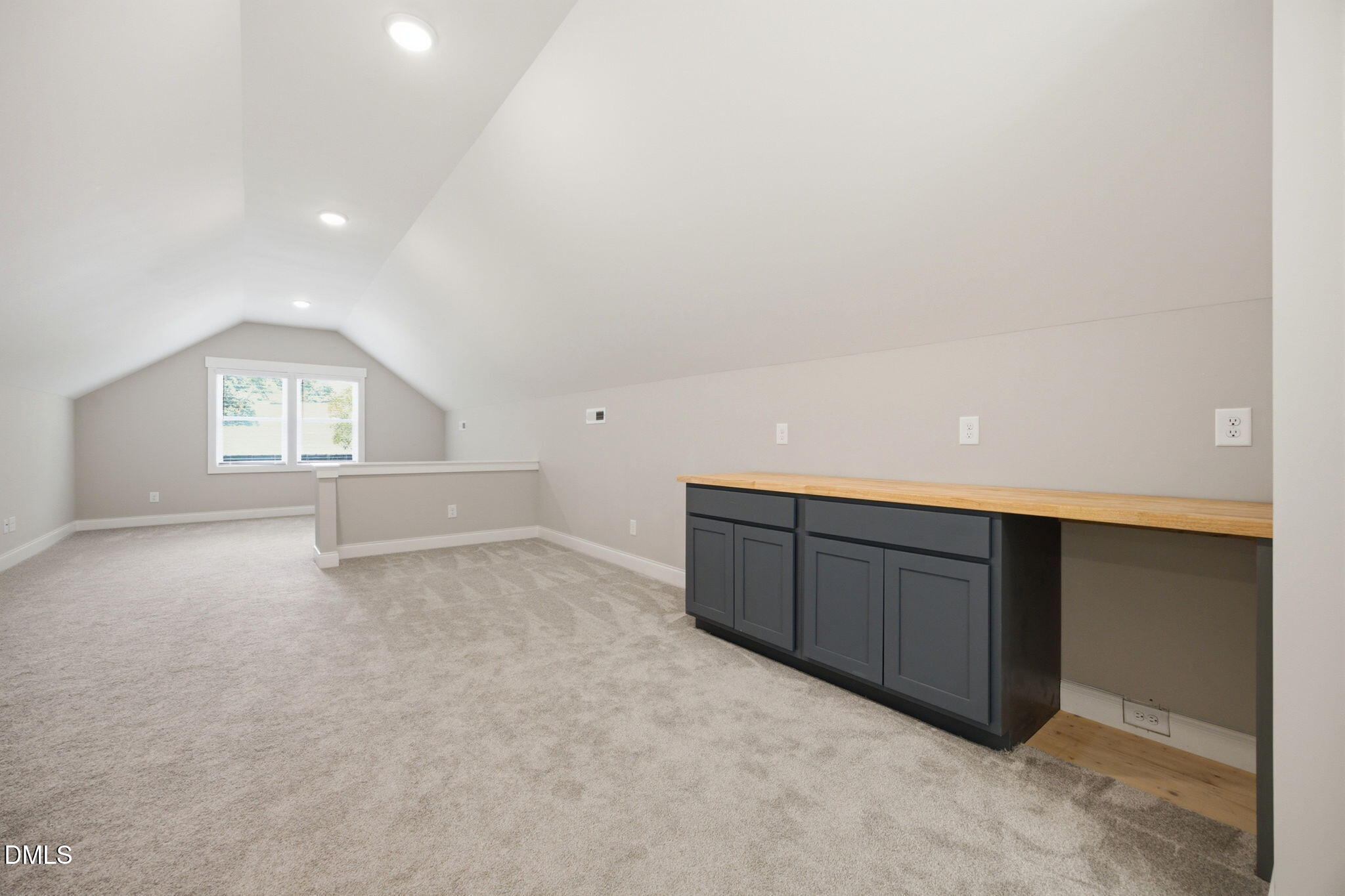 801 N First Avenue Property Photo 33