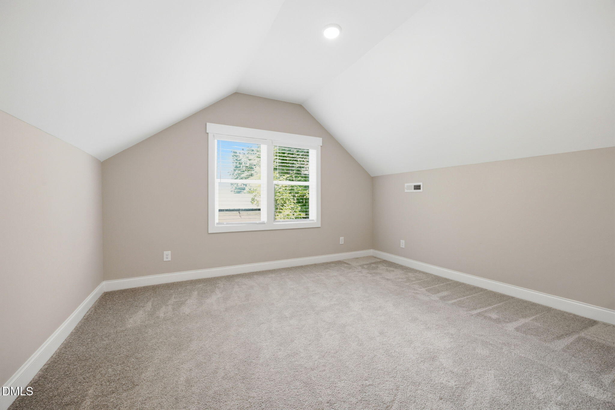801 N First Avenue Property Photo 34