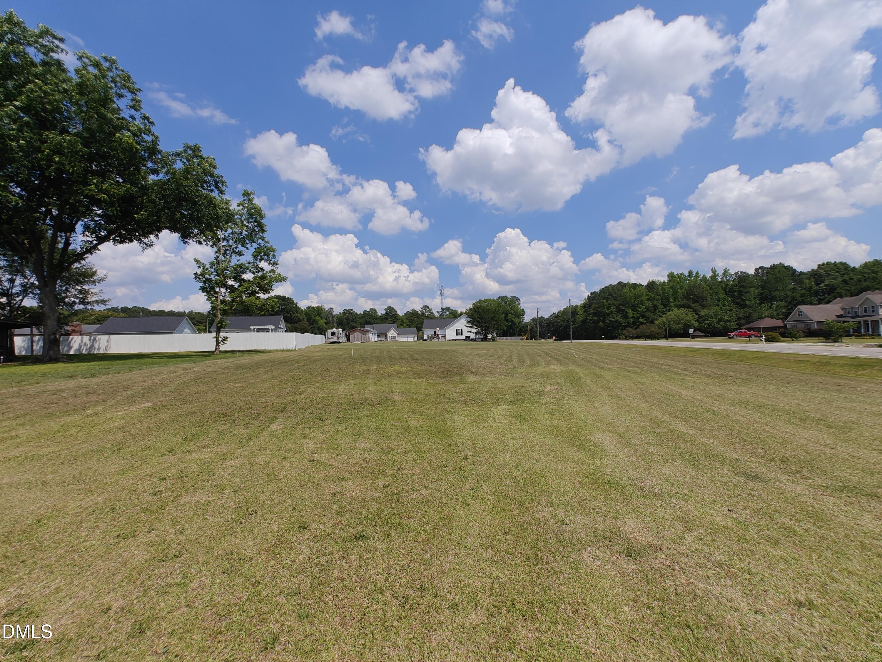 5300 Wilsons Mills Road Property Photo 6