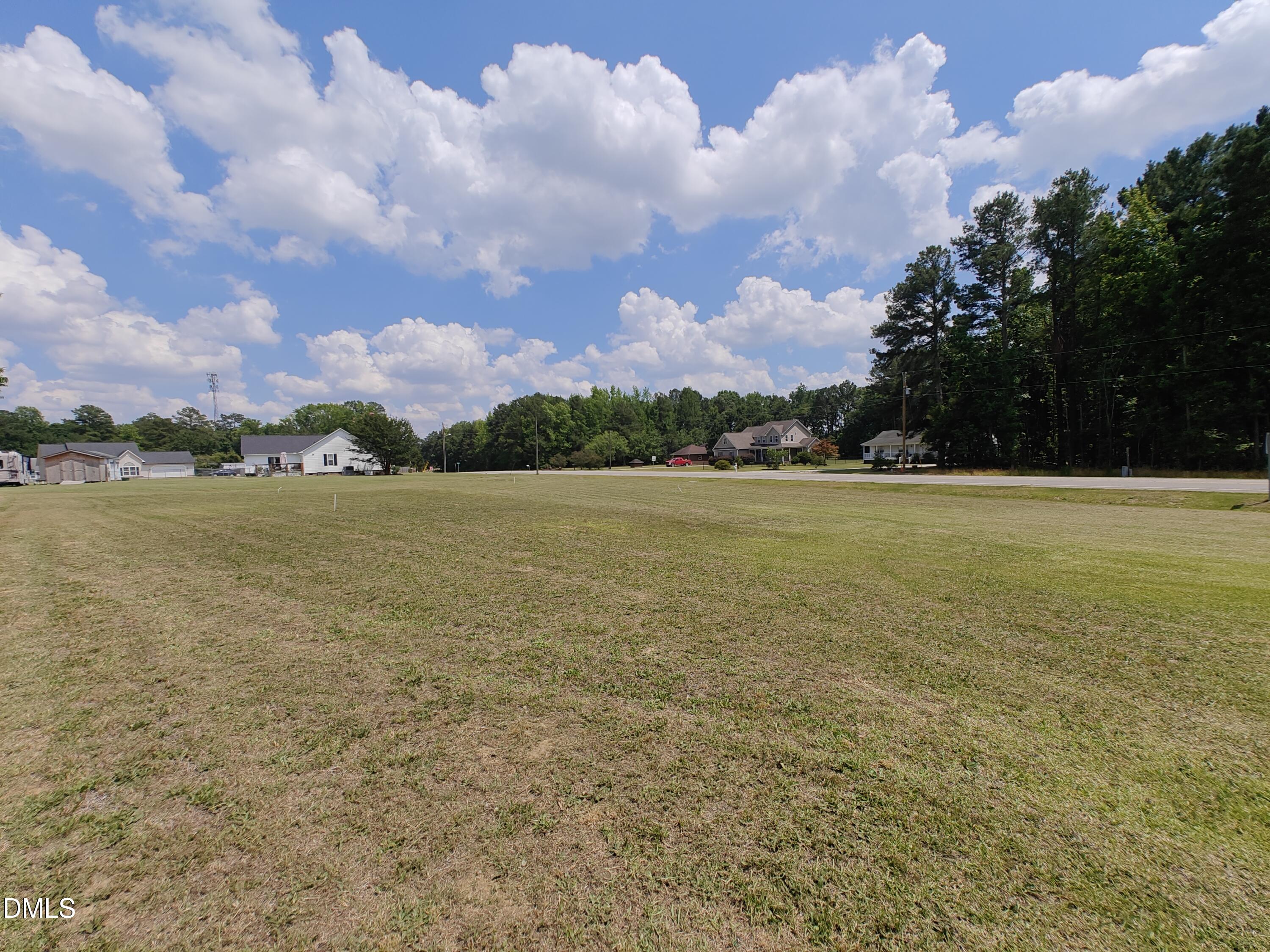 5300 Wilsons Mills Road Property Photo 7