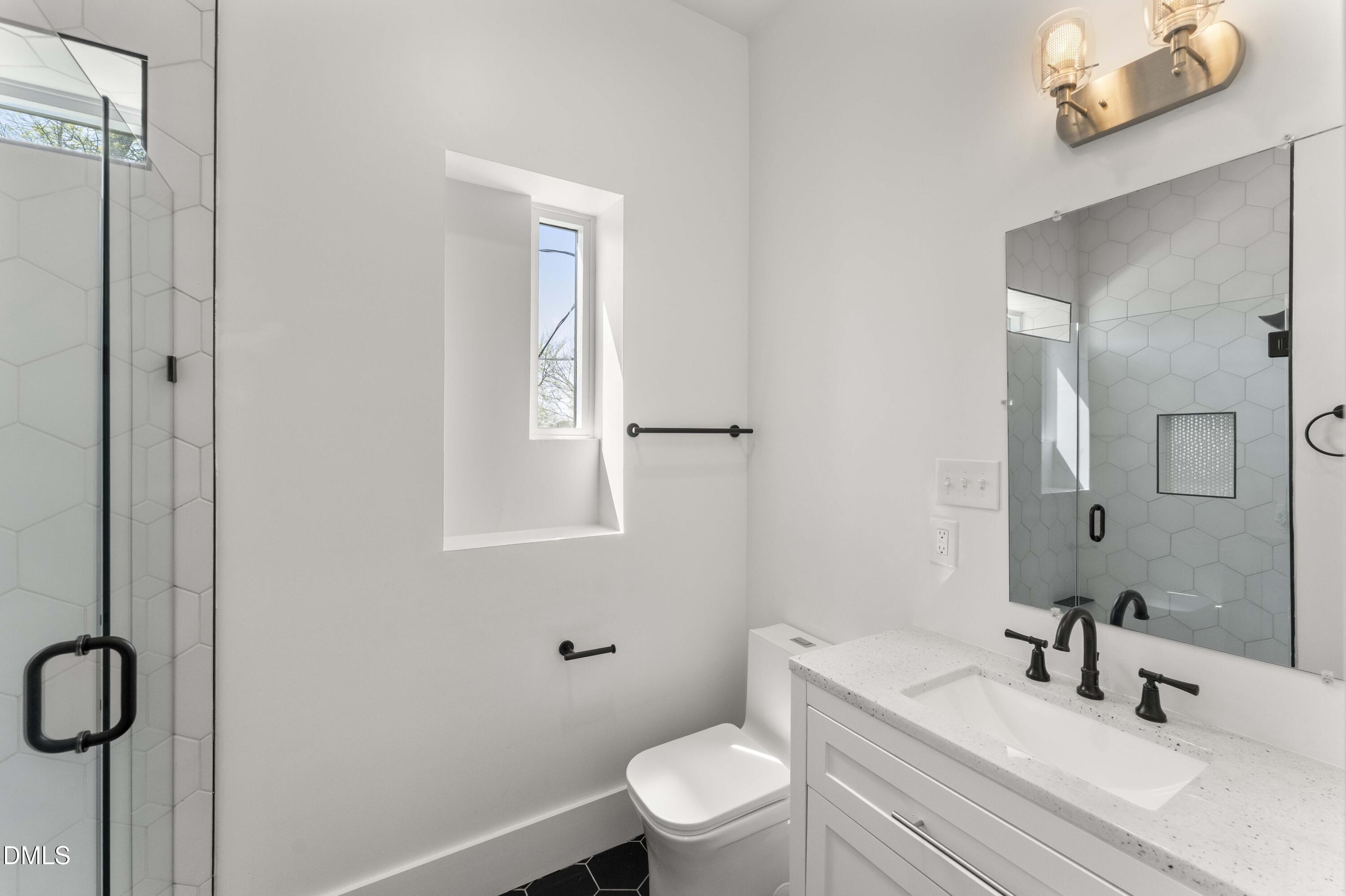 203 Nelson Street Property Photo 18
